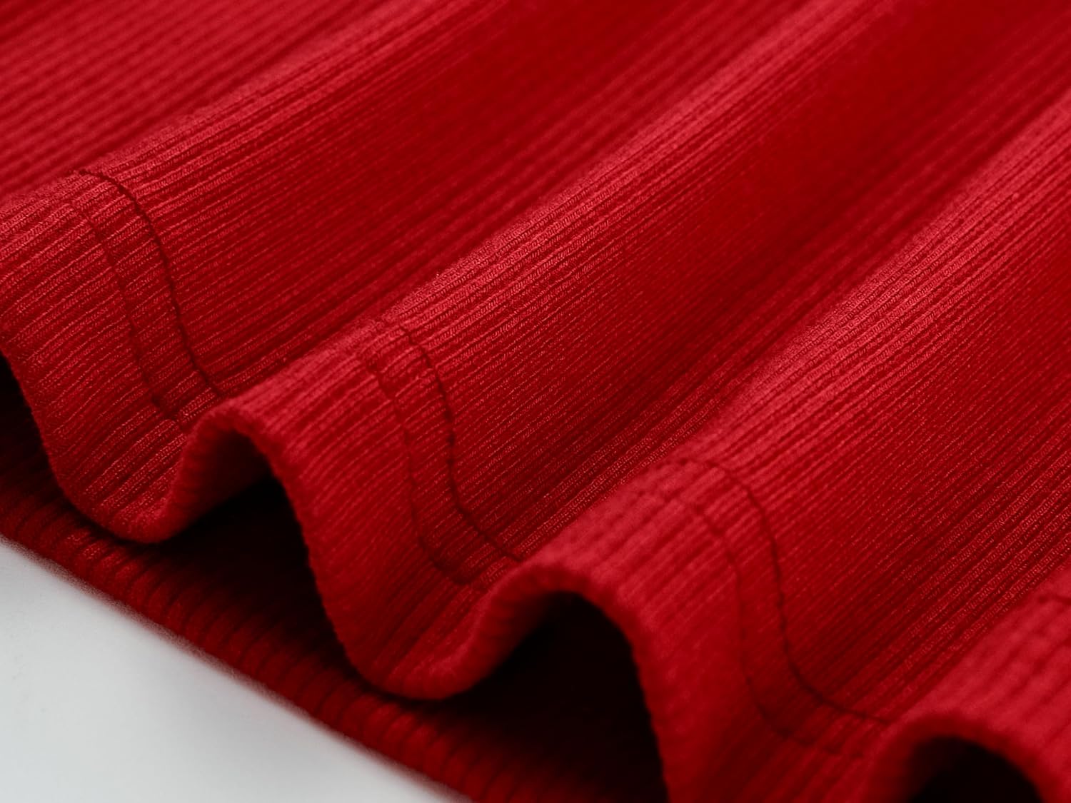 iGENJUN Summer Sleeveless Square Neck Ribbed Strappy Tank Tops Casual Slim Fitted Basic Cropped Tank Cami - Image 4