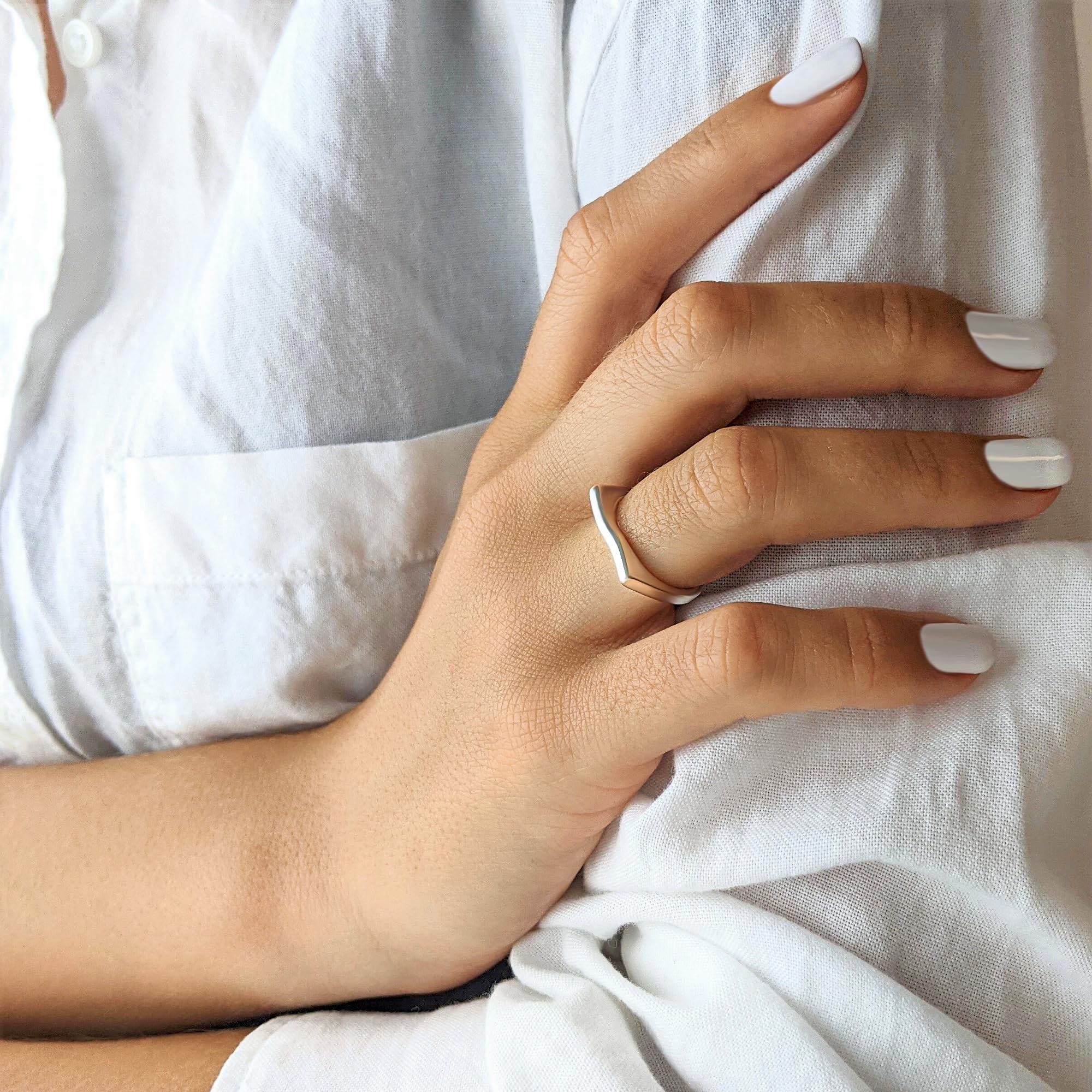 Silverly Anillo Plata 925 Parte Superior Plana Mujer | Anillo Barra Rectangular Ondulada Ajustable Plata de Ley | Anillos Abiertos Banda Fina Modernos | Joyería Clásica Sencilla | Elegante