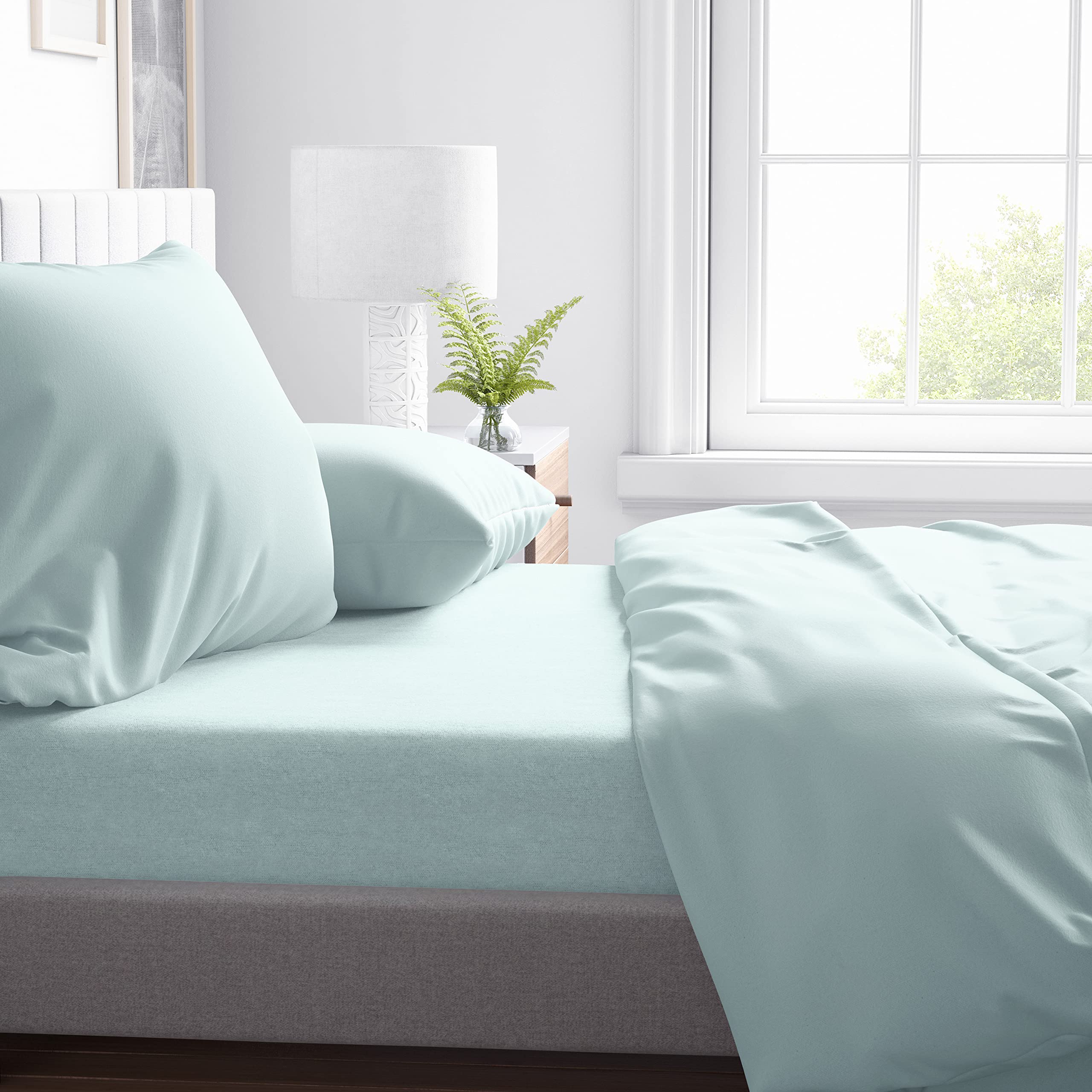 Nightcomfort Plain Dyed Fitted Bed Sheet Soft Touch Cotton Blend Easy Care Extra Deep Elasticated Skirt, Turquise