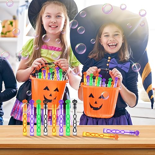 Miniatura 7 de Paquete de 60 varitas de burbujas de Halloween, mini juguetes de burbujas para recuerdos de fiesta de Halloween, suministros novedosos, juguetes de