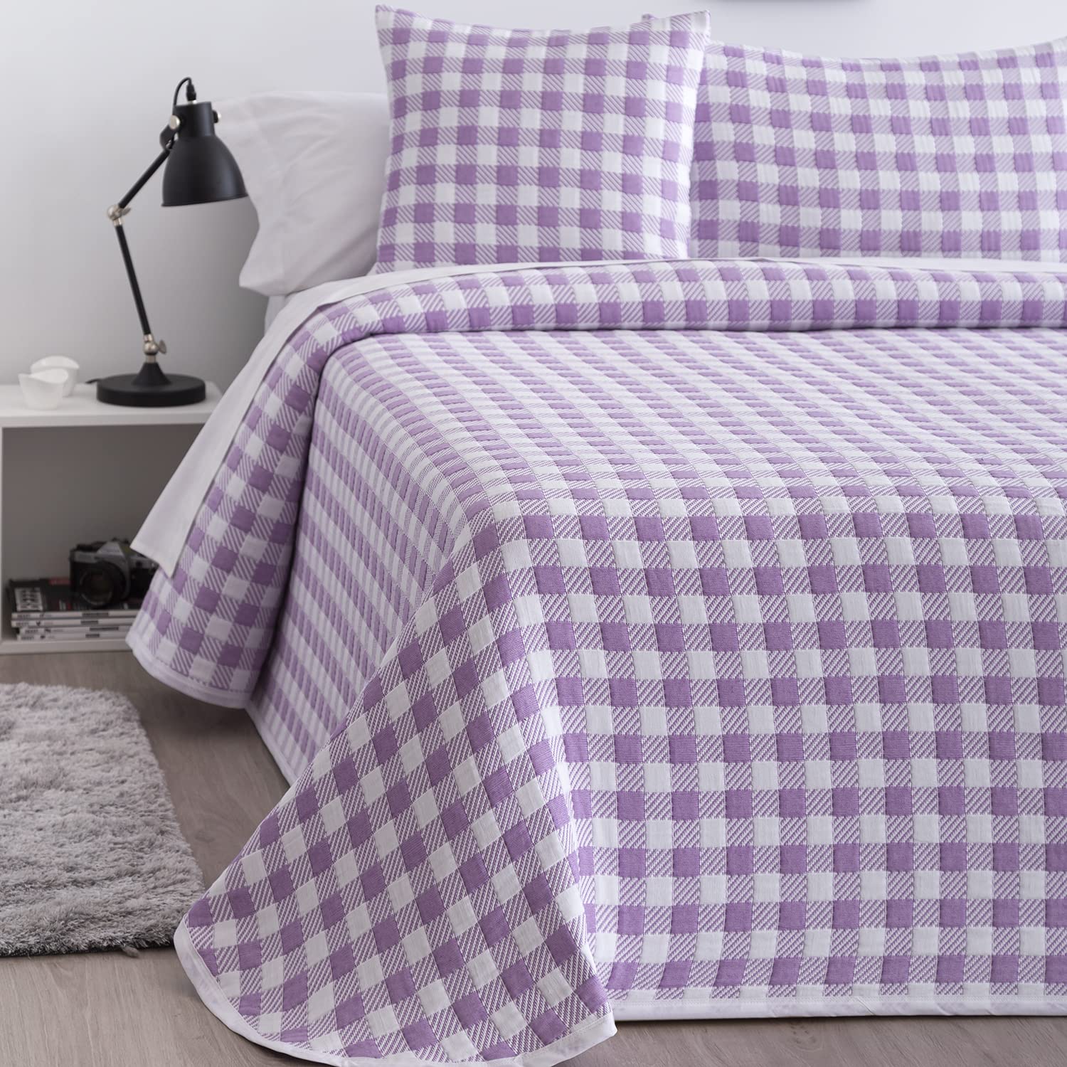 BarceloHogar Colcha Cama 150 Cubre Cama Matrimonio Reversible. Colcha Primavera. Colchas Entretiempo. Colcha Suave Resistente. Jacquard Cuadros Lenzo 150 cm Lila