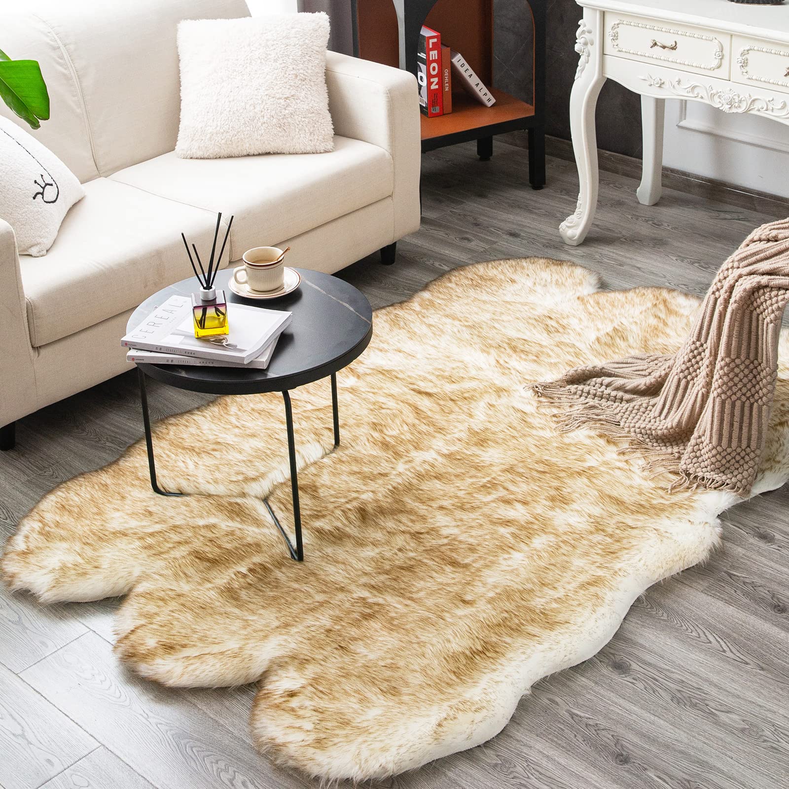 Carvapet Soft Fluffy Rugs Faux Fur Sheepskin Area Rug for Bedroom Floor Mat Carpet for Living Room Nursery 4 x 6 Feet,White with Brown Tips