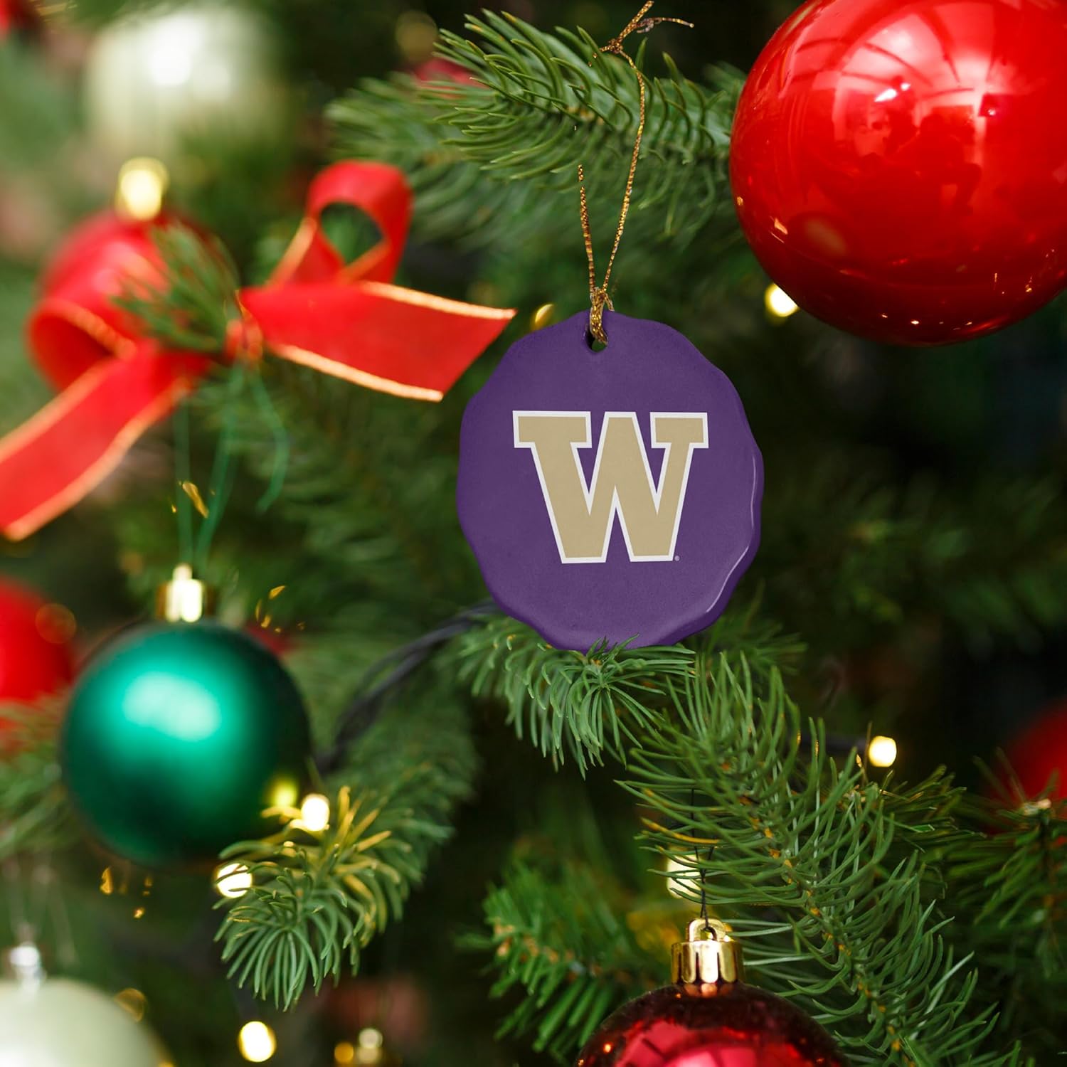 GRAPHICS & MORE University of Washington Primary Logo Porcelain Scalloped Holiday Christmas Tree Ornament - 2.8" (7.1 cm) - Image 6