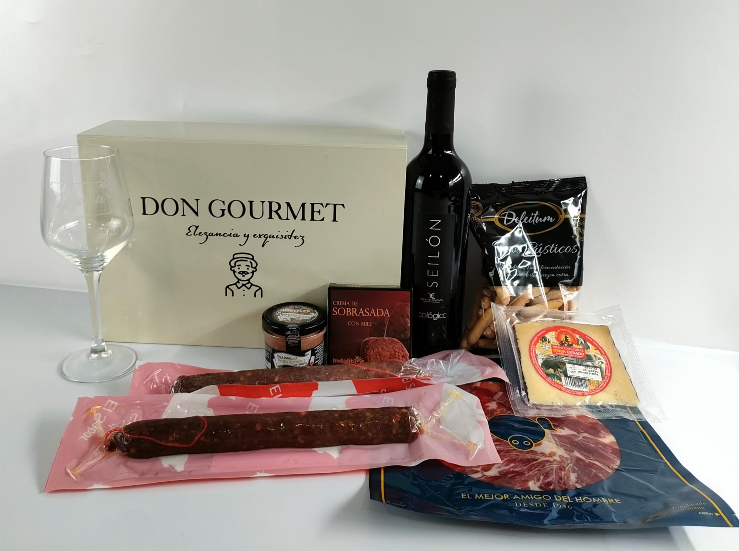 DON GOURMET, Cesta Gourmet para Regalar, Copas de vino personalizadas, Cesta Navidad, lote embutidos ibéricos, aceite de oliva, patés, pack ibéricos. Regalo de cumpleaños, Regalo casados. (1 COPA)