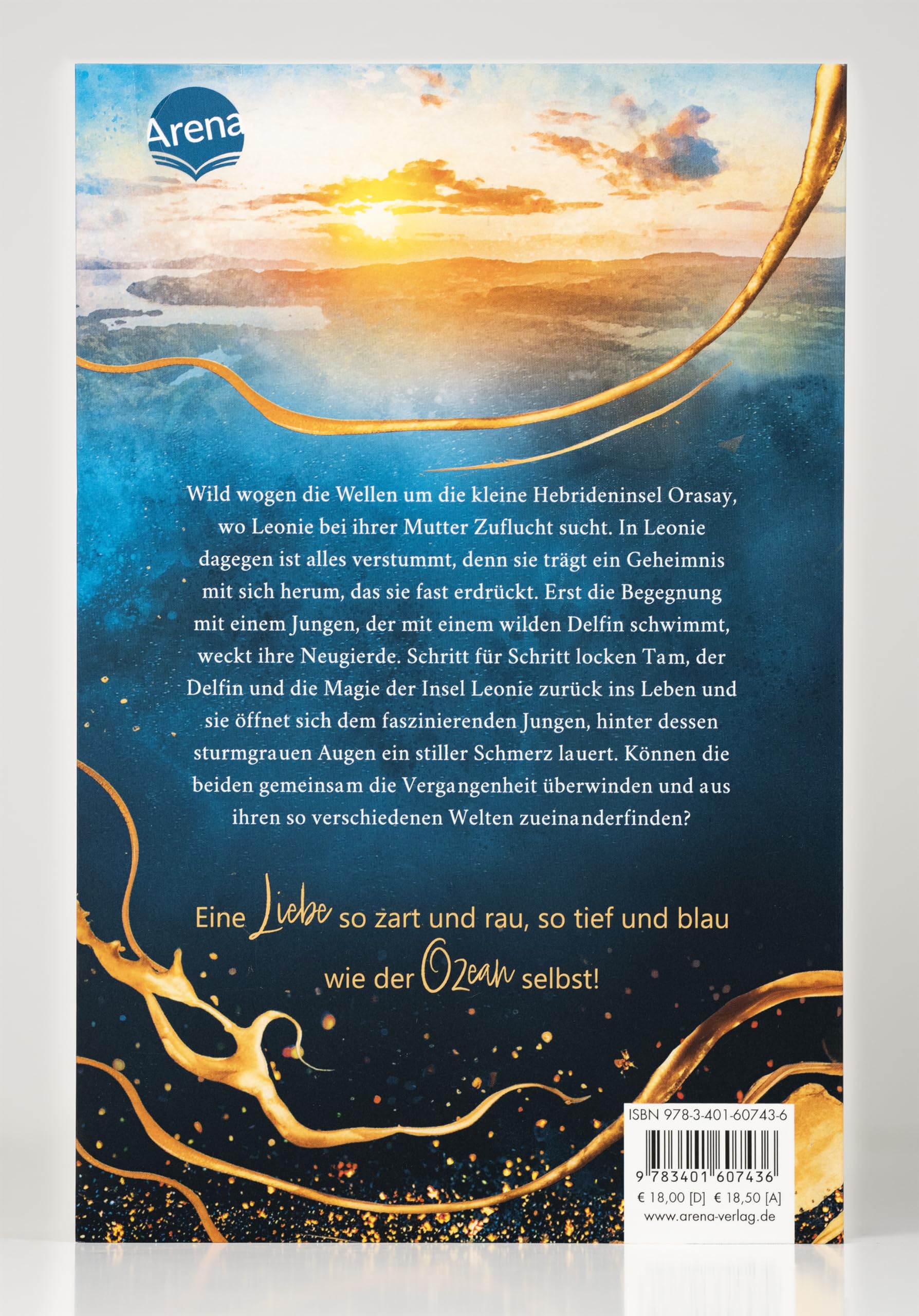 Triff mich im tiefen Blau: Gefühlvoller Liebesroman auf einer rau-romantischen Hebriden-Insel am Rande Schottlands (Mit Farbschnitt in 1. Auflage)