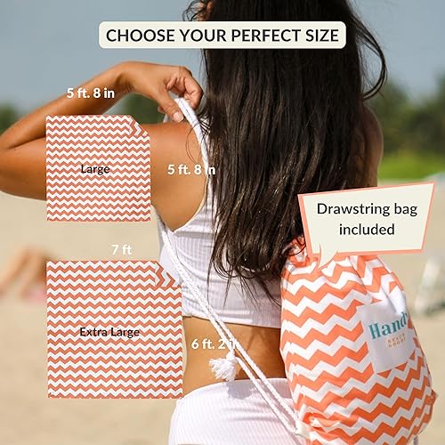 Miniatura 6 de Manta de playa de microfibra de felpa, alfombra de playa grande para 1-4 personas, a prueba de arena, resistente al viento, agujero para sombrilla