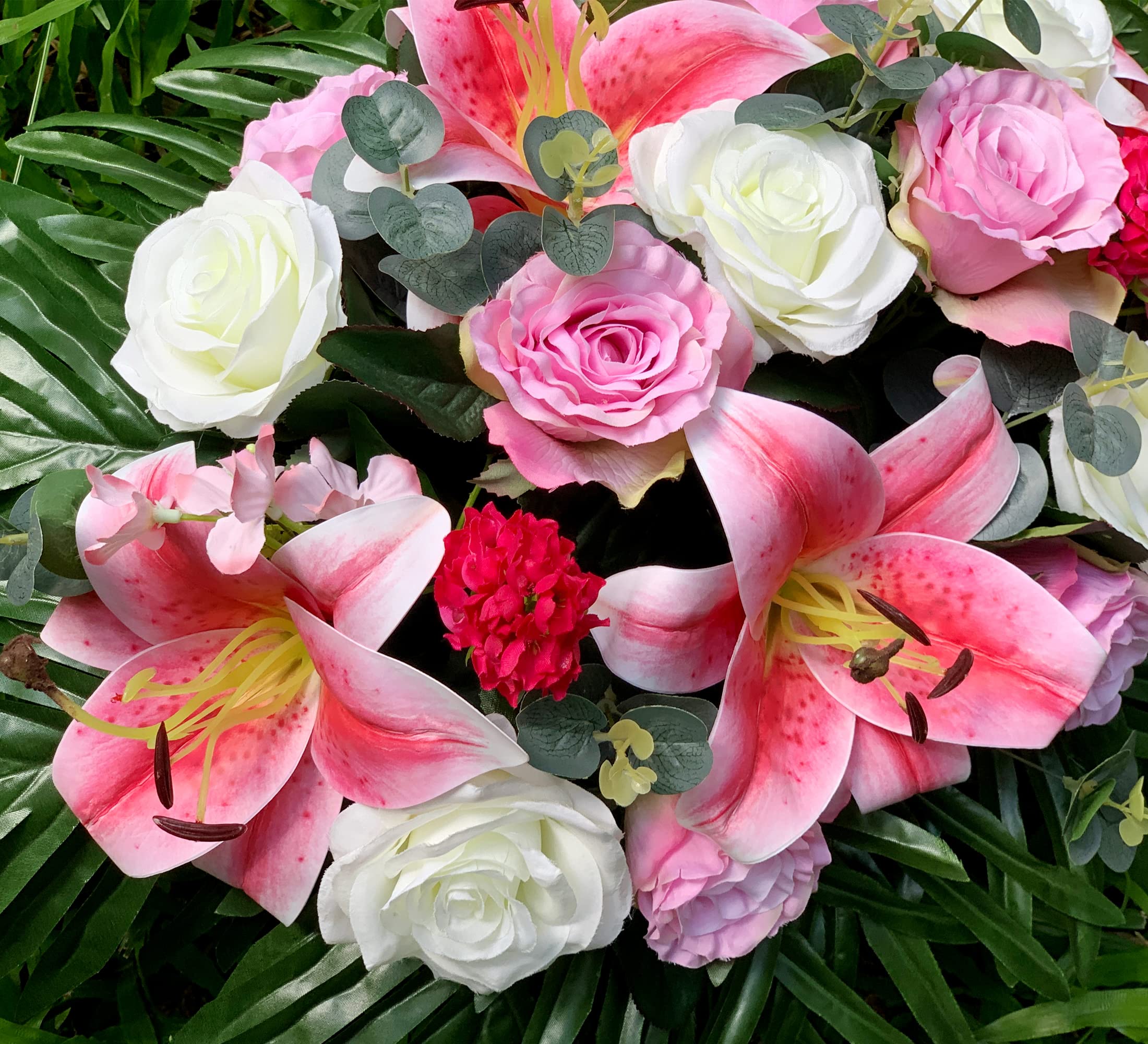 LVXINLI Mooi grafsteen bloem zadel - kunstbloemen voor begraafplaats buiten - Versier de rustplaats van je geliefde (rood wit