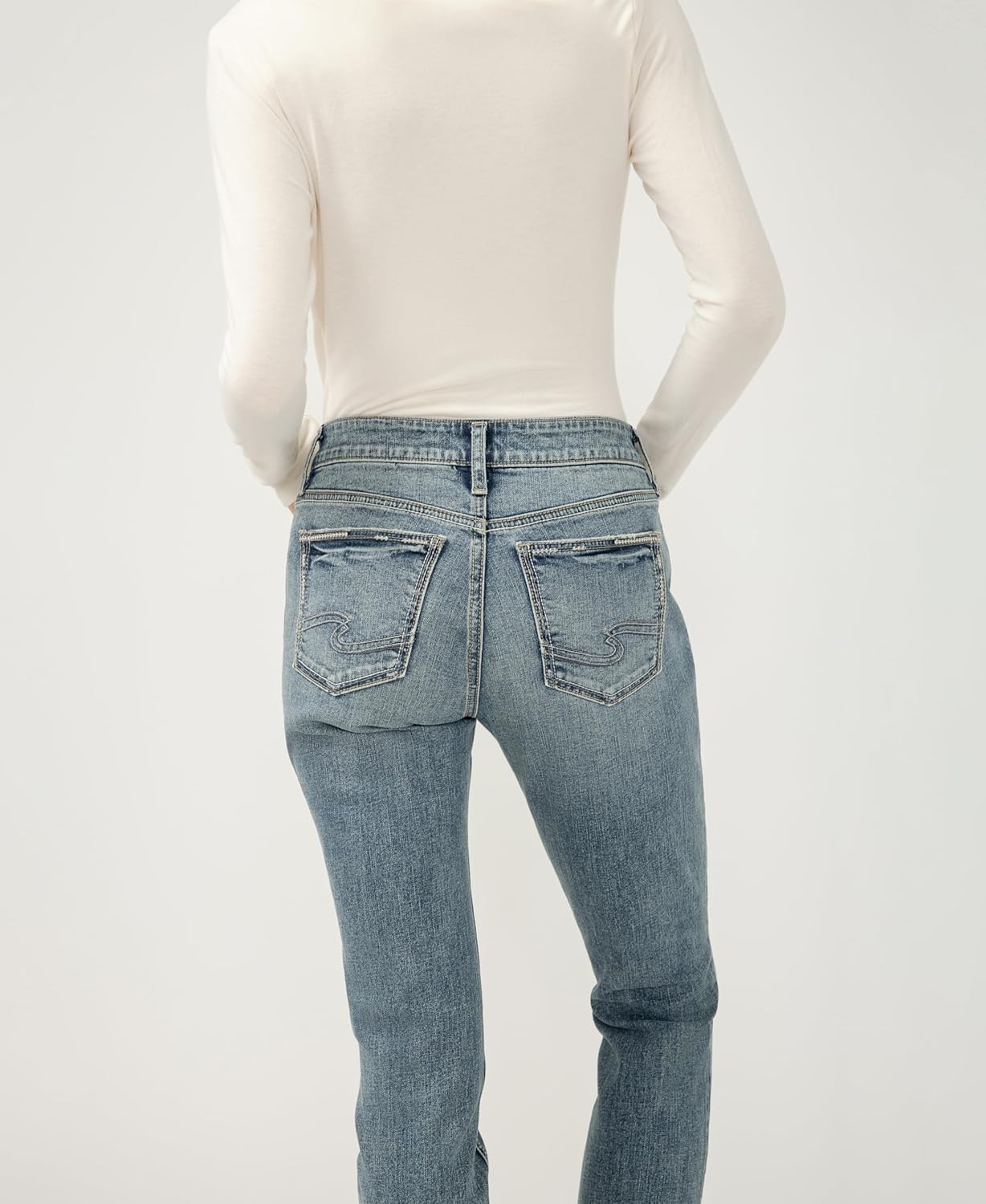 Silver Jeans Co. Women’s Girlfriend Mid Rise Slim Leg Jeans