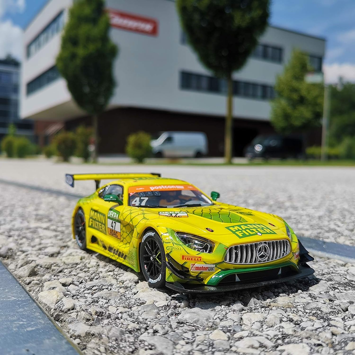 Carrera 30910 Mercedes AMG GT3 Mann Filter Team Hip No. 47 1:32 Scale Digital Slot Car Racing Vehicle Digital Slot Car Race Tracks