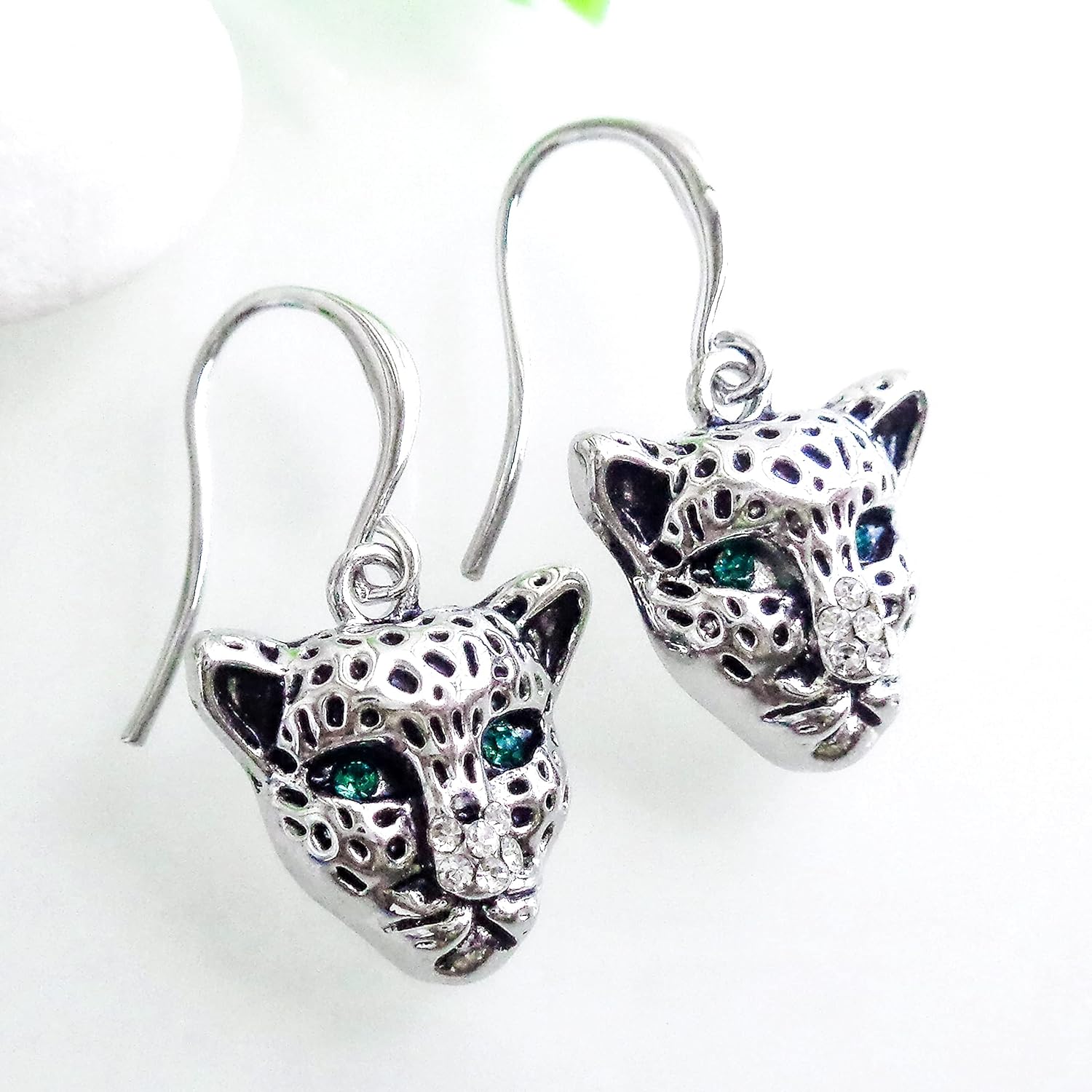 Navachi 18k Gold Plated Cheetah Leopard Head Crystal Dangle Drop Earrings - Image 4