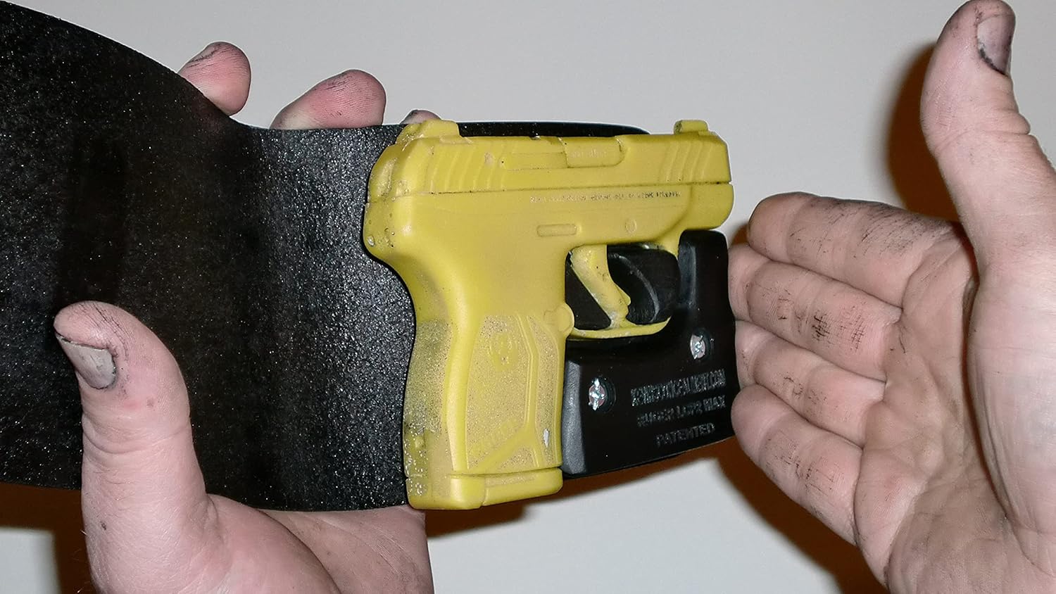 Wallet Holster for Full Concealment - Ruger LCP Max