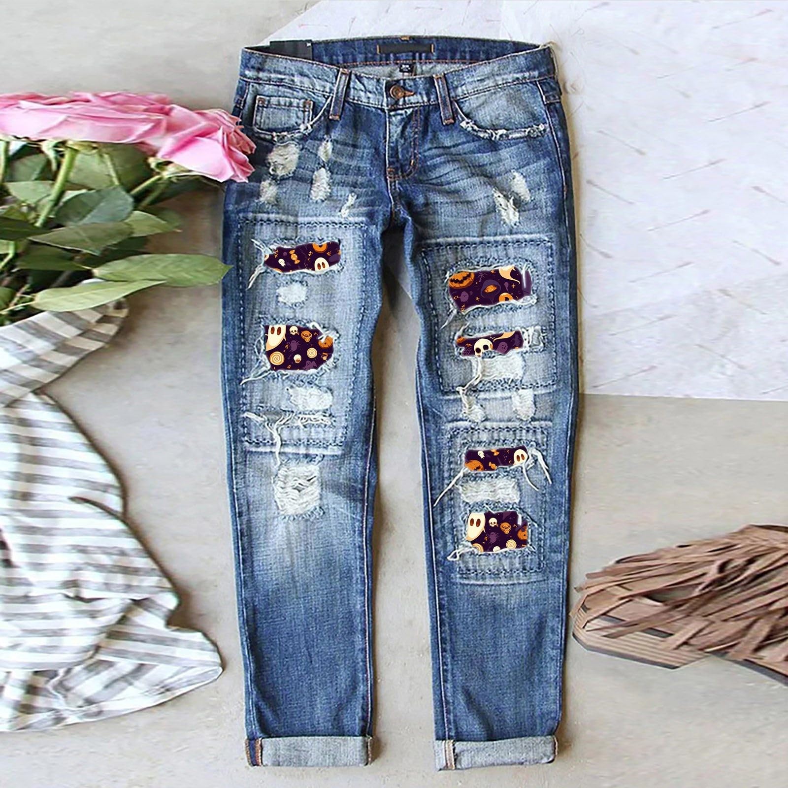 Generico Jeans Skinny Strappati di Halloween per Pantaloni Boyfriend in Denim con Toppe a Quadri e Design Senza Strappi