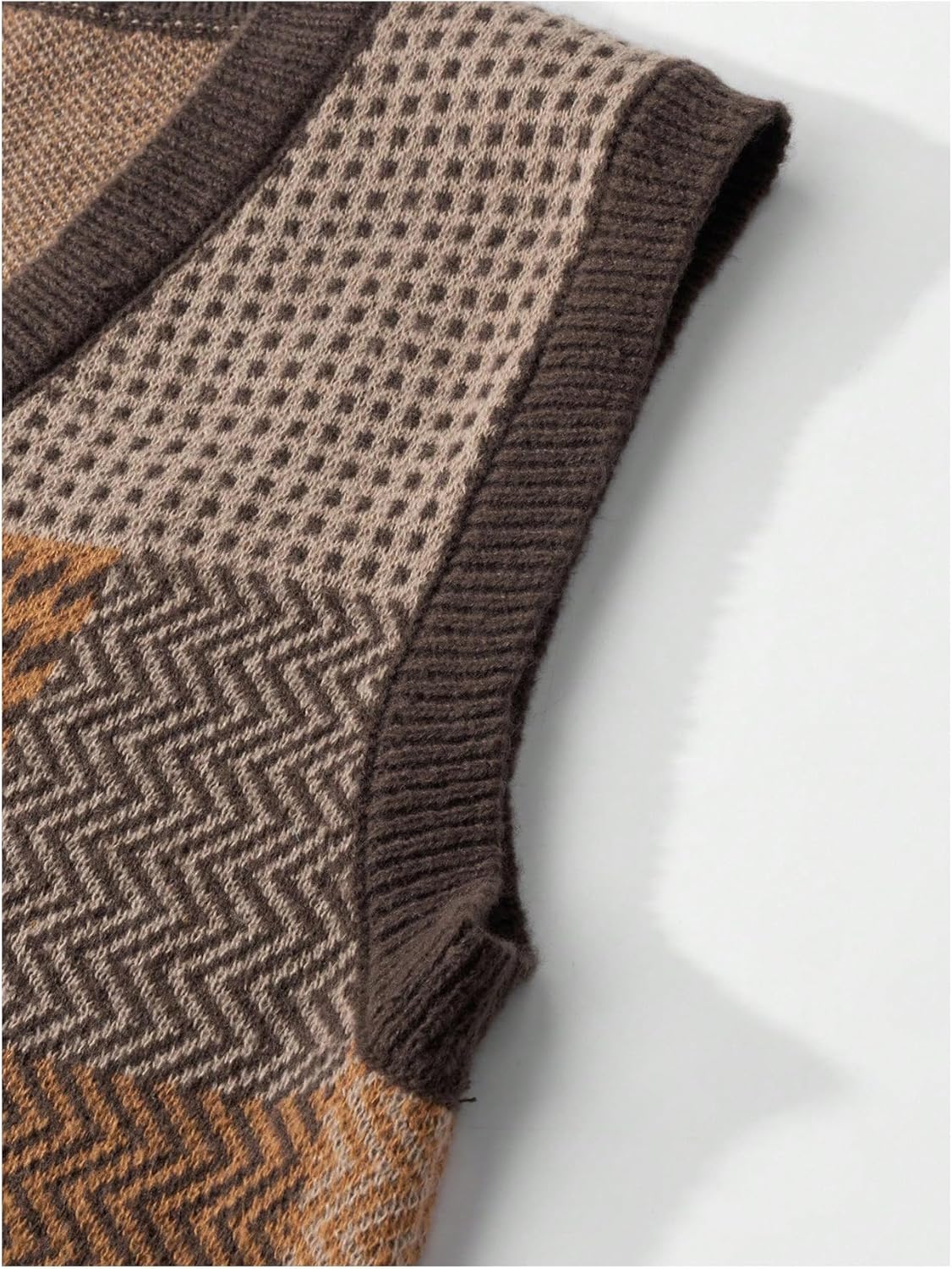 SHENHE Men's Brown Sweater Vest Vintage Plaid V Neck Patchwork Streetwear Sleeveless Sweaters - Image 5