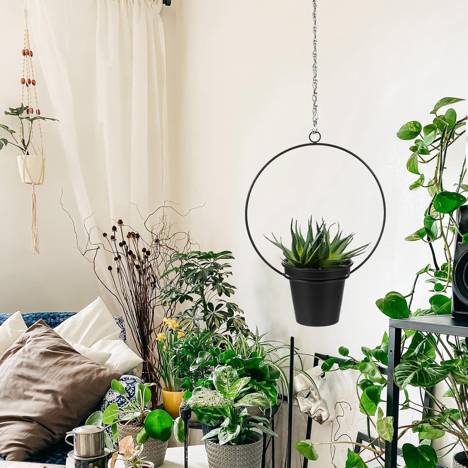 Iron Hanging Flower Pot and Plant Hanger for Indoor Outdoor Use, Round Ceiling Hanging Basket with Sturdy Iron Frame, Suitable for Succulents and Greenery DécorNO.240