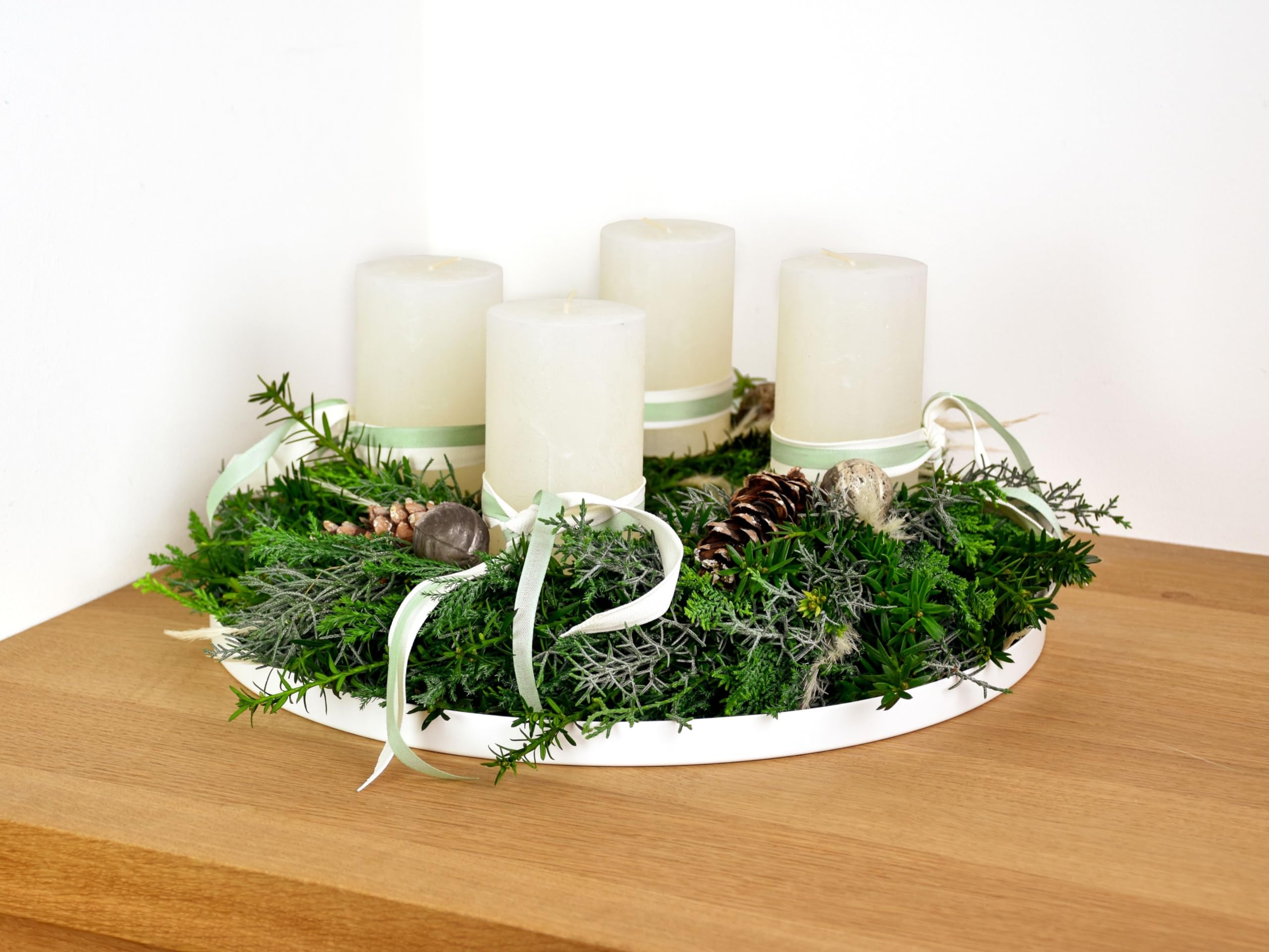 D&D Living® Bandeja Decorativa Redonda Ø 40 cm | Bandeja Decorativa y Plato Decorativo de Diseño en Metal (Blanco Mate)