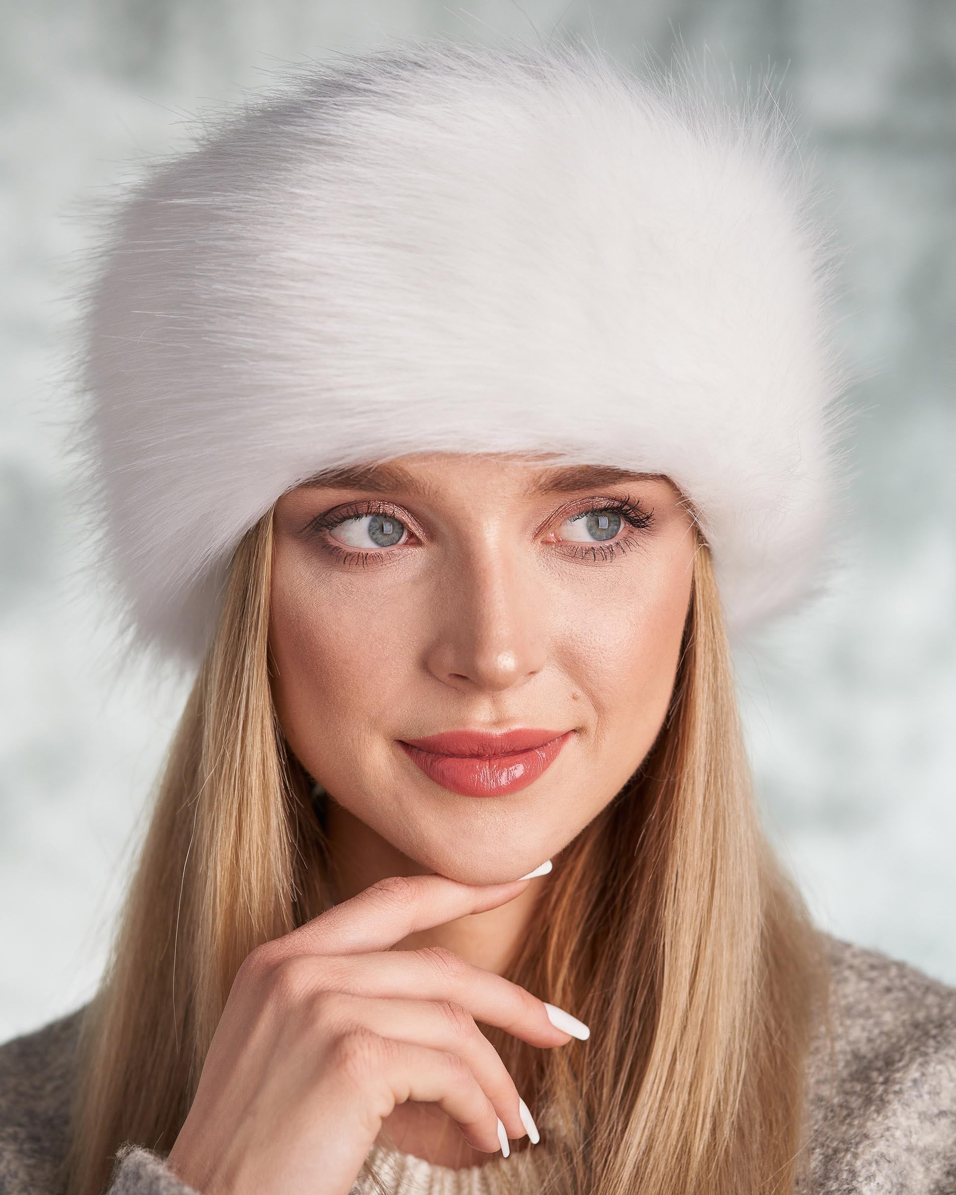 Futrzane Classic Headband - Faux Fur Headbands for Women - Furry Band for Winter - Size L (White Classic)