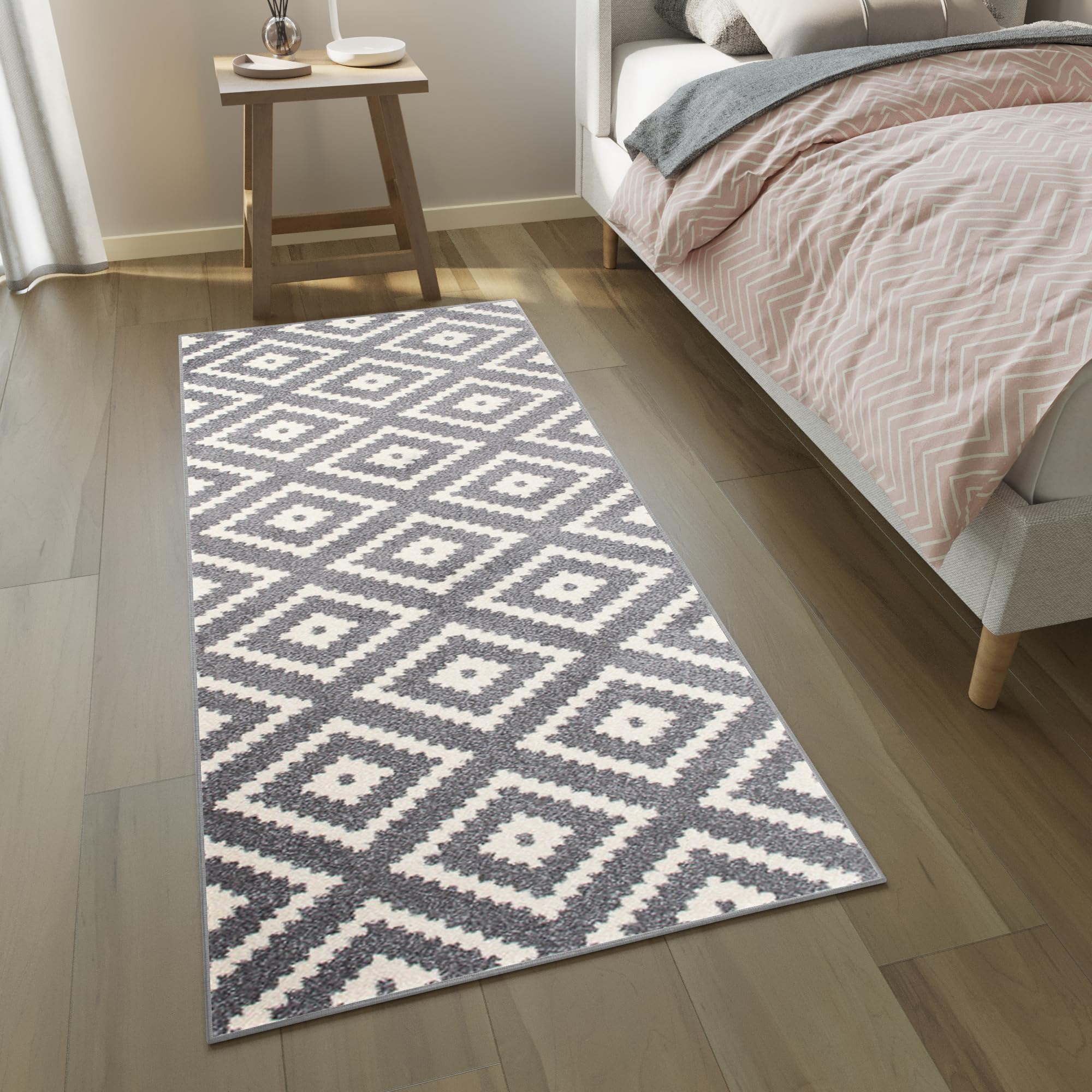 Tapiso Maroko chodnik na metry, krótkie runo, do korytarza, kuchni, kolor szary, kremowy, marokański, geometryczny, karo, nowoczesne wzornictwo, Ökotex 70 x 300 cm