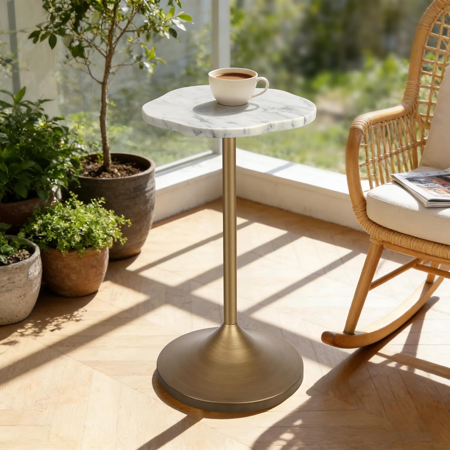 Aoligrace White Marble Drink Table,Small End Table with Metal Pedestal Stand,Antique Gold Cocktail Martini Tables for Small Spaces,Modern Side Tables for Living Room,Patio,Bedroom