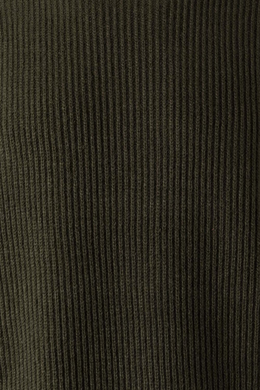 VELILLA 100; Jersey Punto Grueso con Cuello Redondo; Color Verde Caza; Talla L