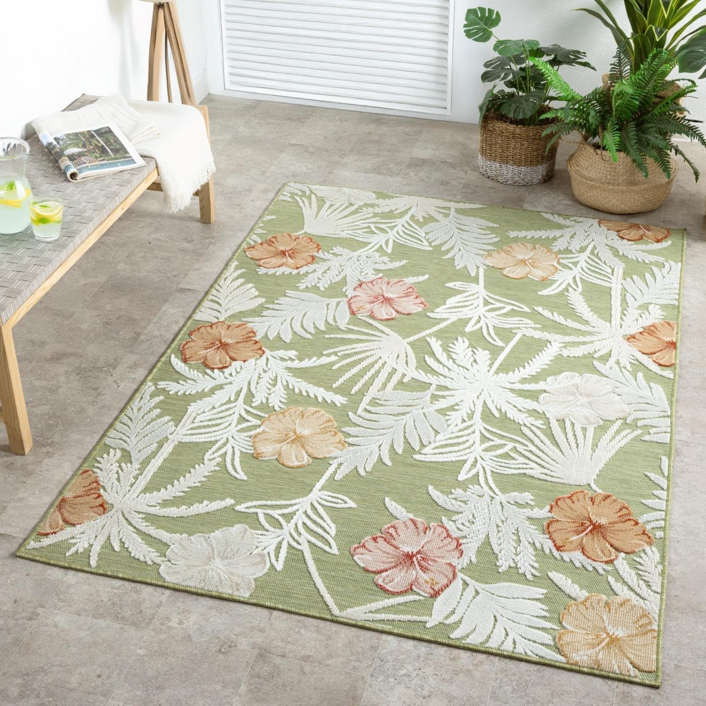 LUXE WEAVERS Tropical Palm Leaf Green 5x7 Area Rug, Outdoor Low Pile Floral Carpet