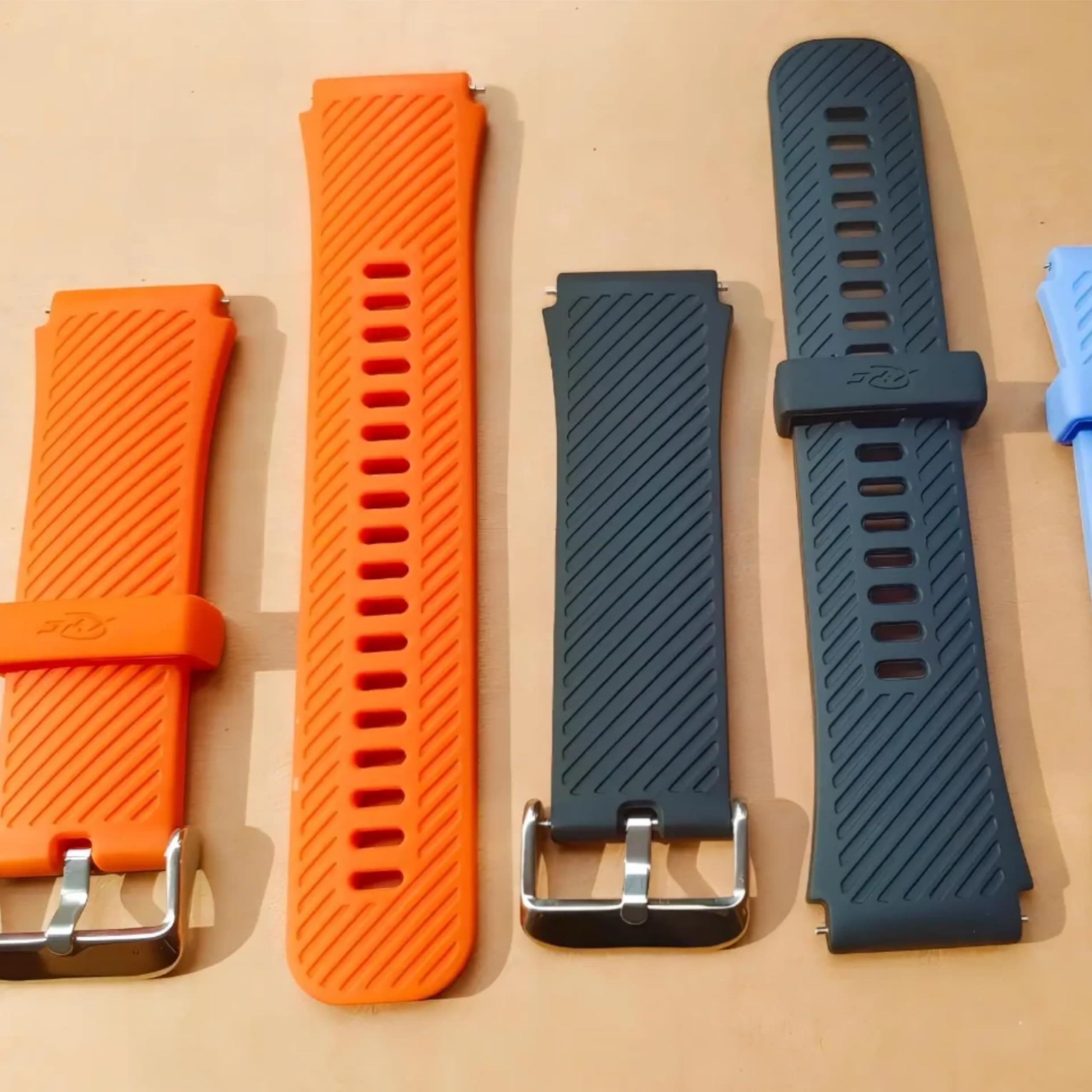 COROS PACE 3 Sports Watch PACE Pro Band Silicon Black