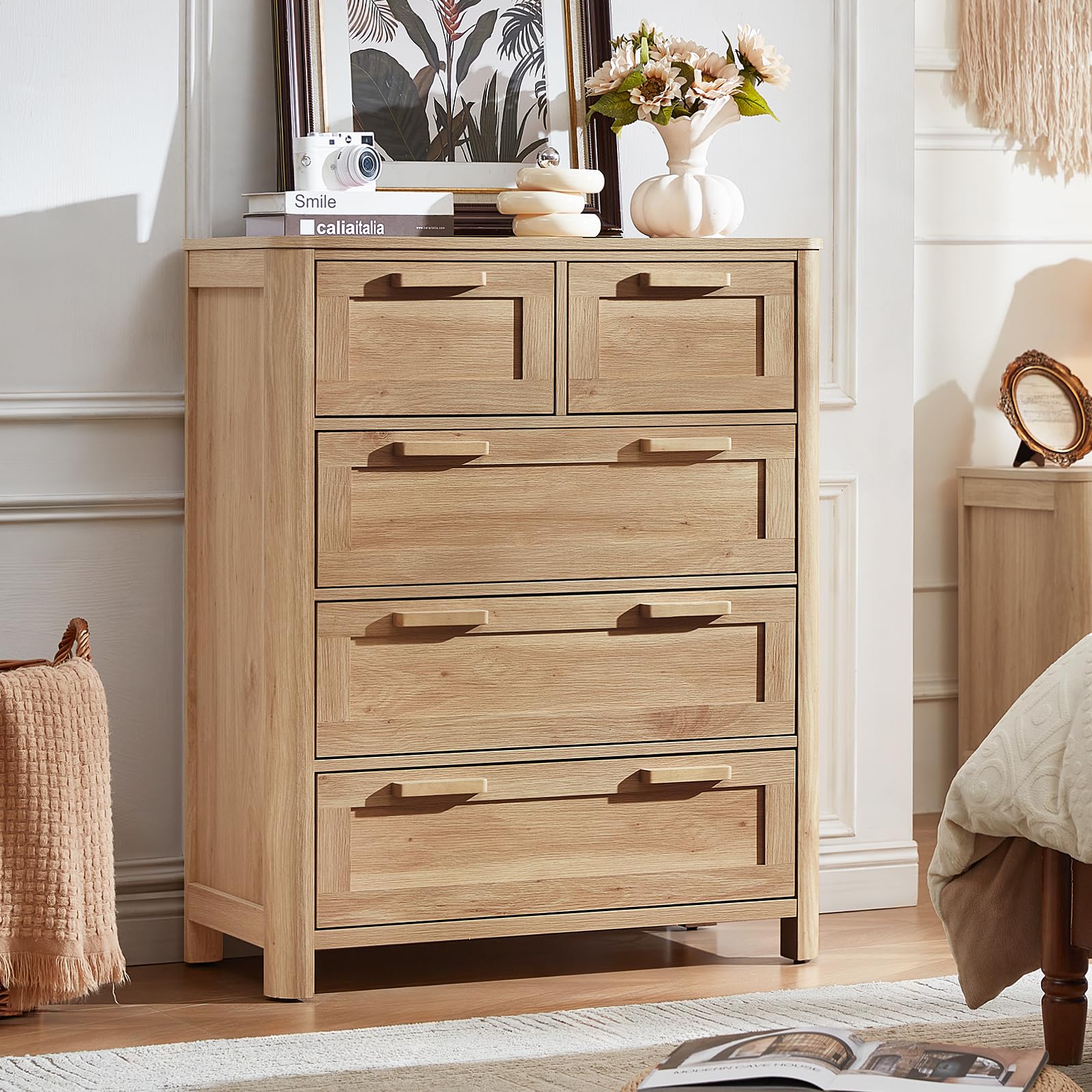 Joaxswe Farmhouse 5-Drawer Dresser