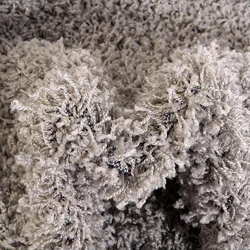 Miniatura 8 de Rugs.com - Alfombra de la colección Über Cozy Solid Shag  Alfombra de pelo largo gris nube de 3 pies 3 pulgadas x 5 pies 3 pulgadas perfecta para