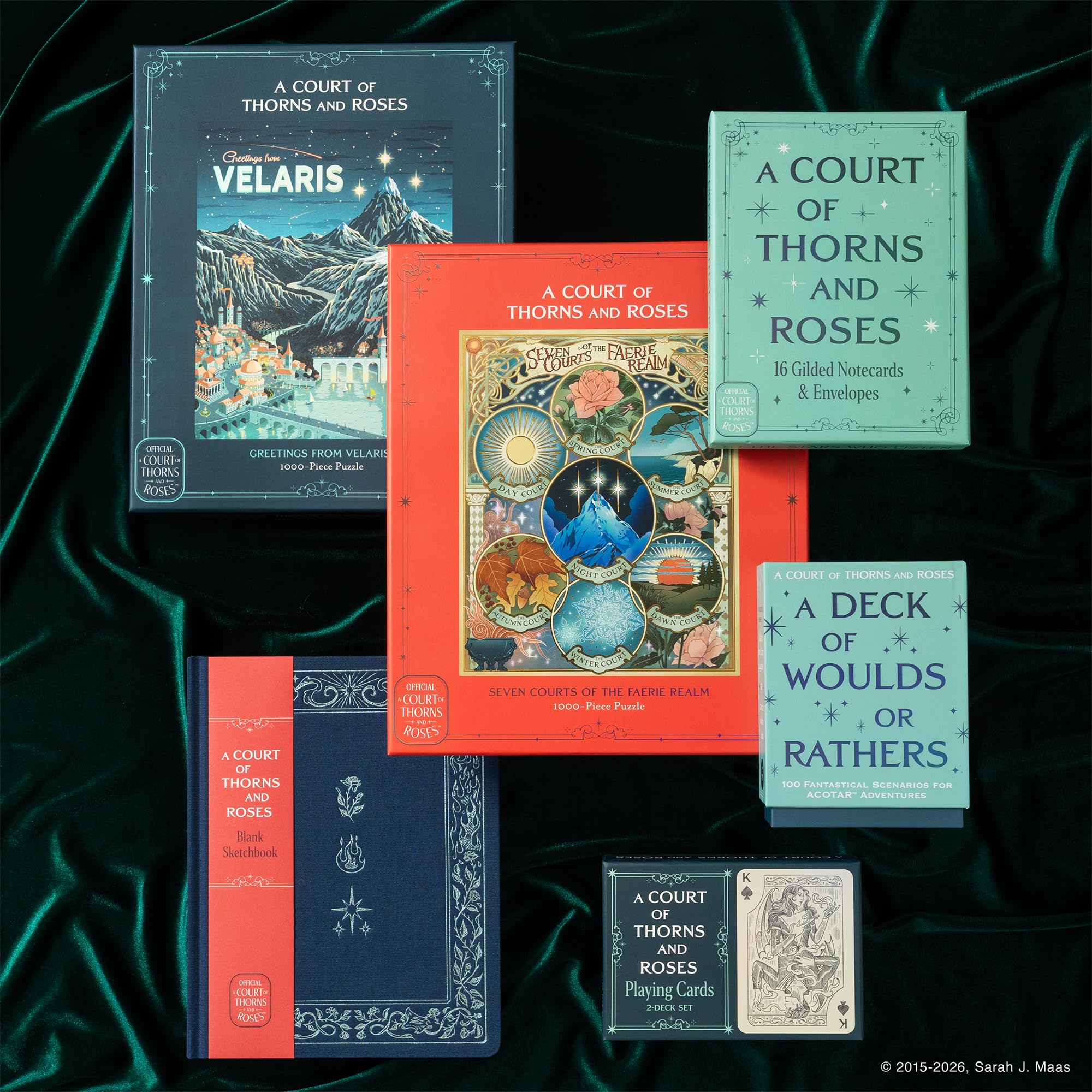 Amazon.com: A Court of Thorns and Roses Official Collection