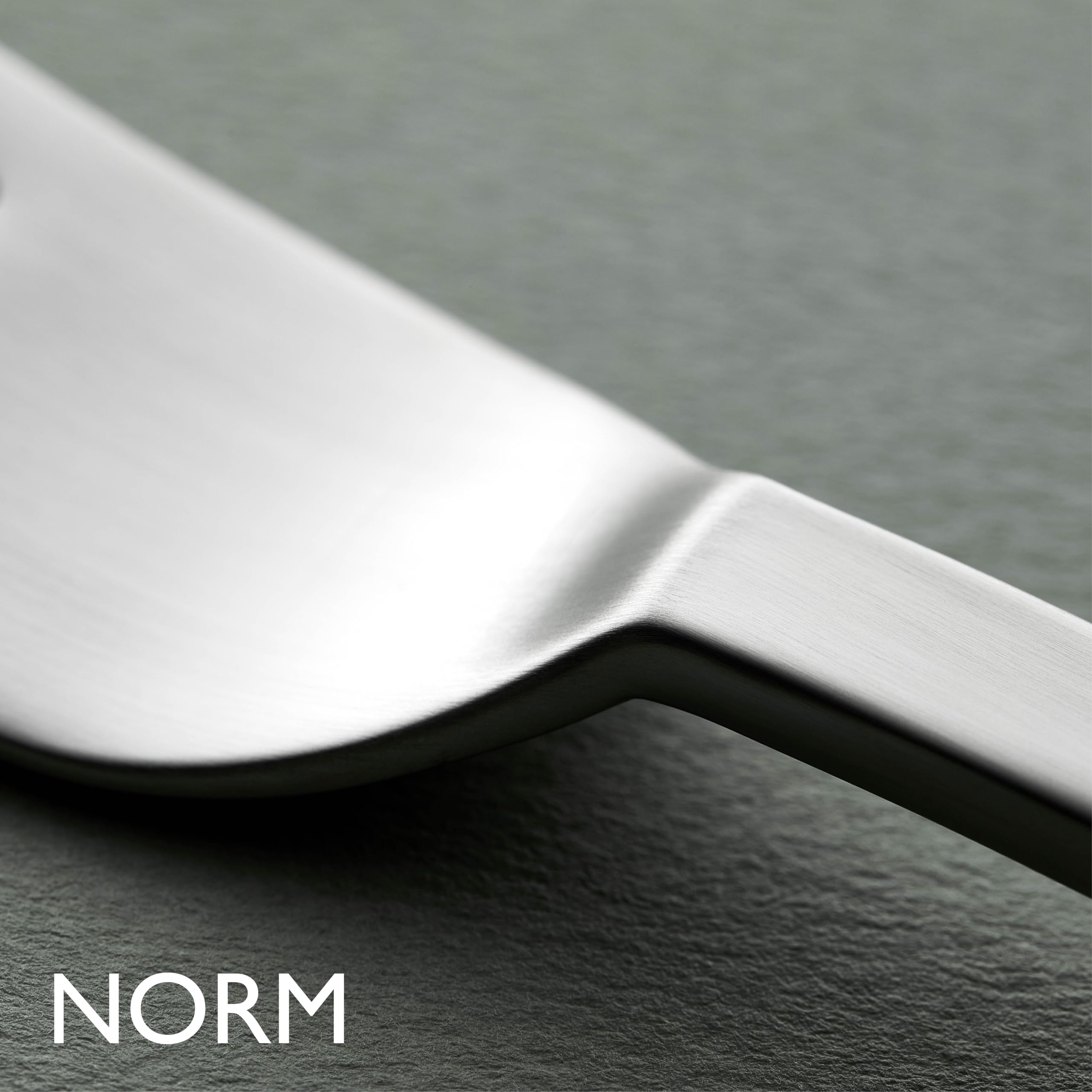 Gense Norm Besteck Set 4 Personen, 16 Teiliges Besteckset, Essbesteck Set aus Mattem Stahl, Spülmaschinenfest, Skandinavisches Design