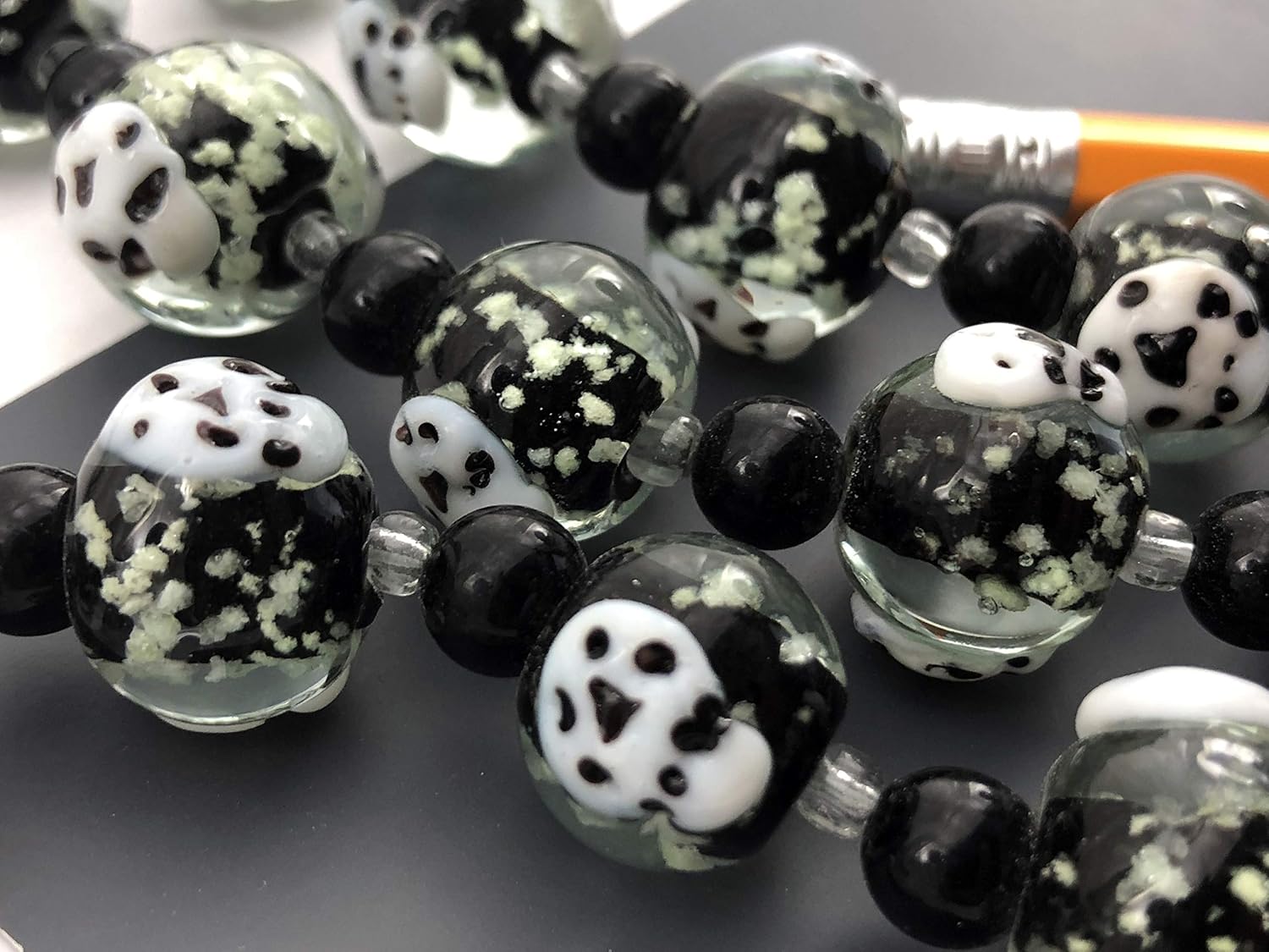 Halloween Skull Glow in Dark Round Lampwork Glass Beads(Pack of 12 Beads)