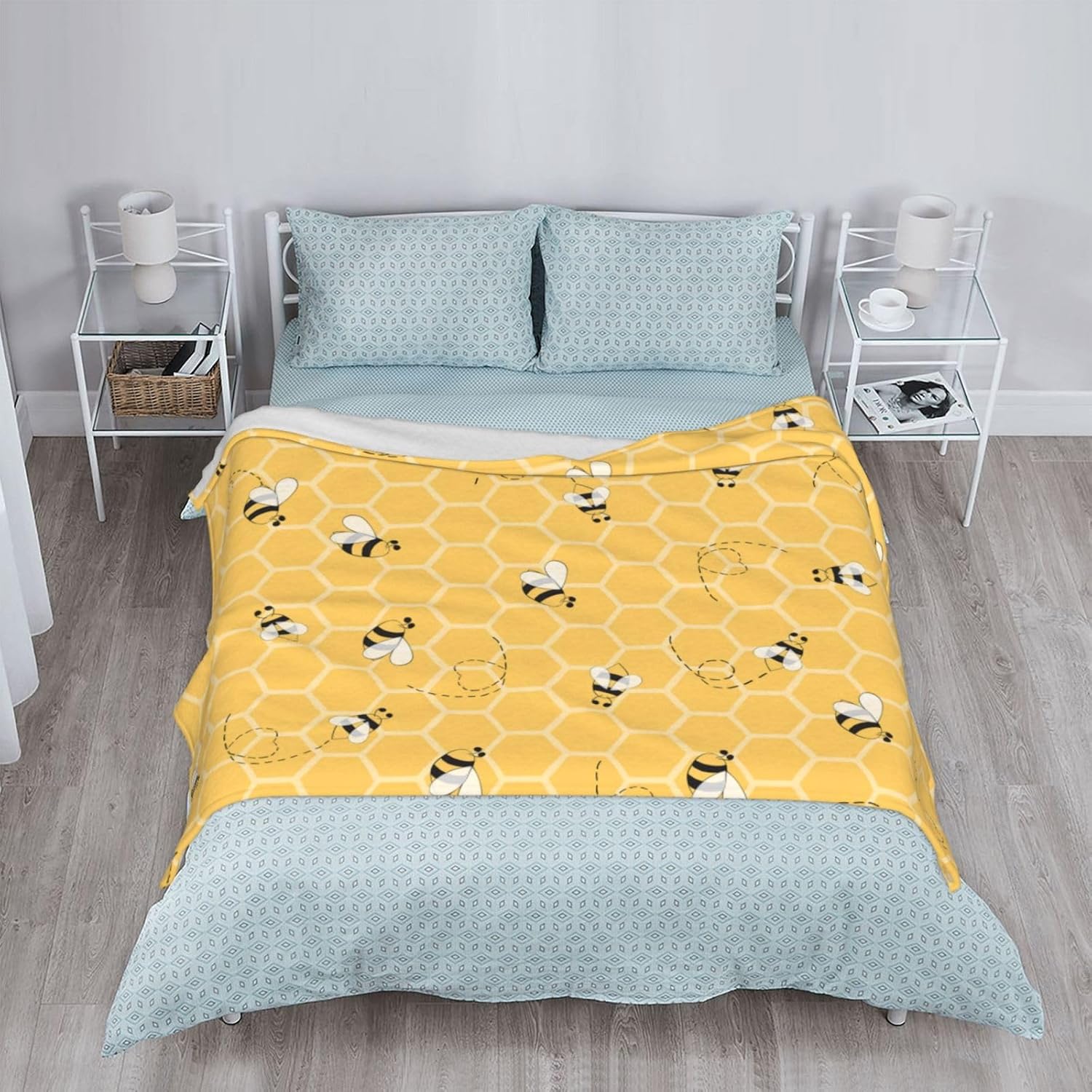 Yellow Honeycomb Bee Blanket Soft Lightweight Throw Blankets Cozy Flannel Bed Throws For Sofa Couch Travel Home Room Bedroom Decor Gifts For Boys Girls Kids Adults 50"x40" - Image 4