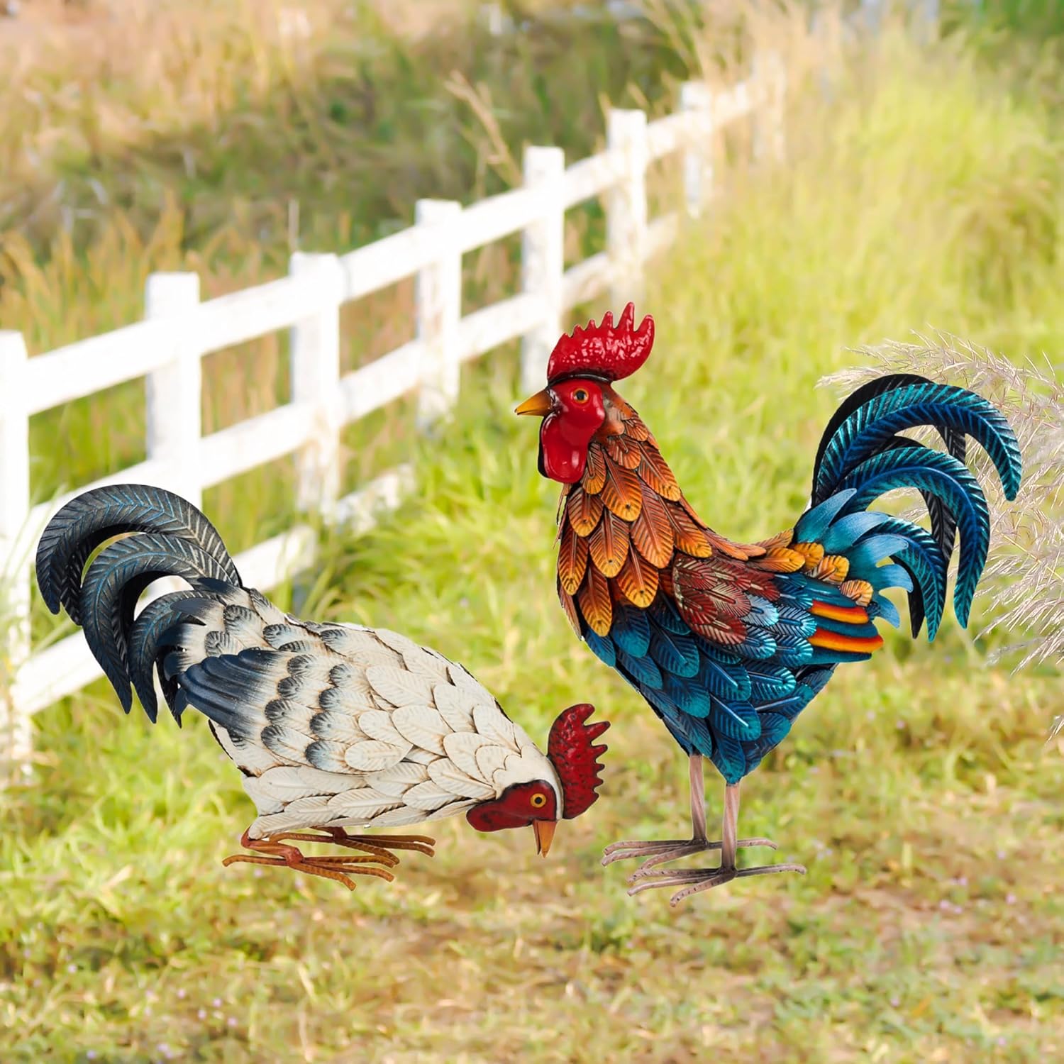 Shorayn Metal Rooster Statues, Outdoor Garden Metal Chicken Decor, Garden Sculptures Chicken Ornaments Yard Art for Backyard Patio Lawn Decorations, Set of 2