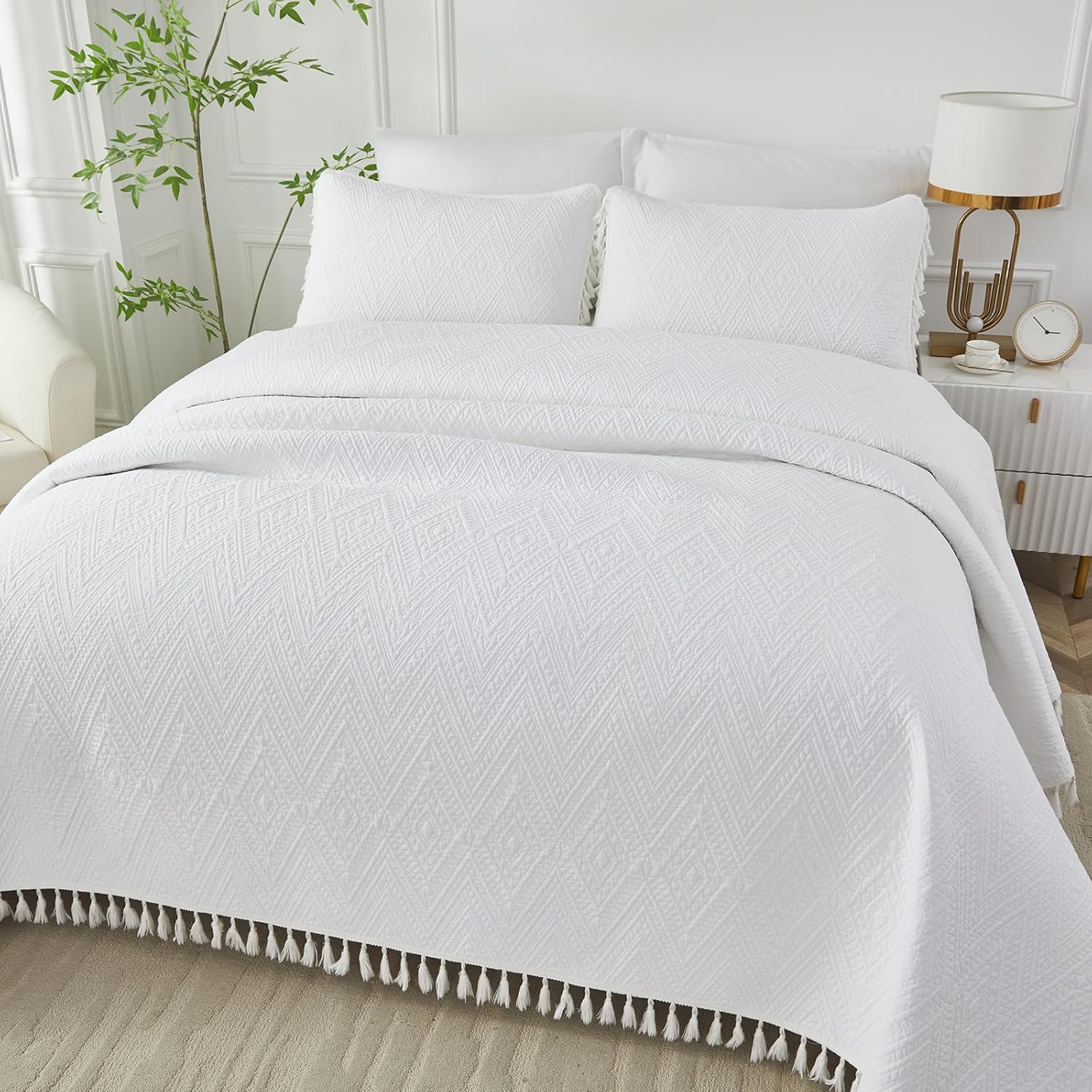 Brandream Luxury Bohemian Bedding Cotton Quilt Set King Size White Boho Matelasse Coverlet Set Hand-Finished Tassel Edges 3 Piece Set
