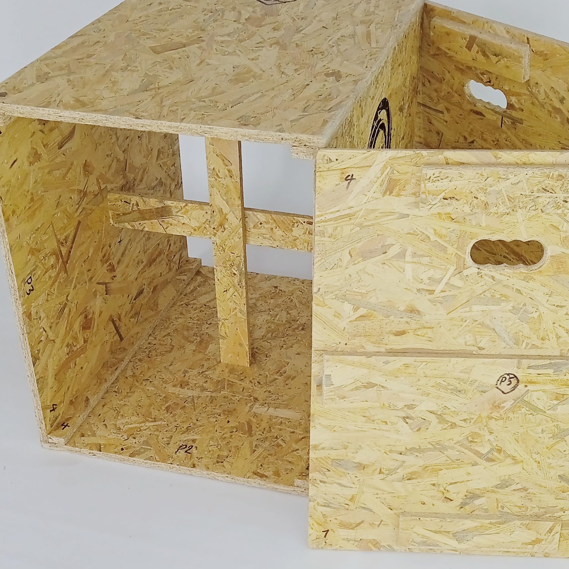 BeckerTechnik Vario-Box Sprungkiste, 3 in 1 Plyo-Box aus OSB-Holz-Platten 50 x 60 x 70 cm, belastbar bis 240 kg, plyo Box, Sprungbox, Jump Box, Sprungkasten, plyobox