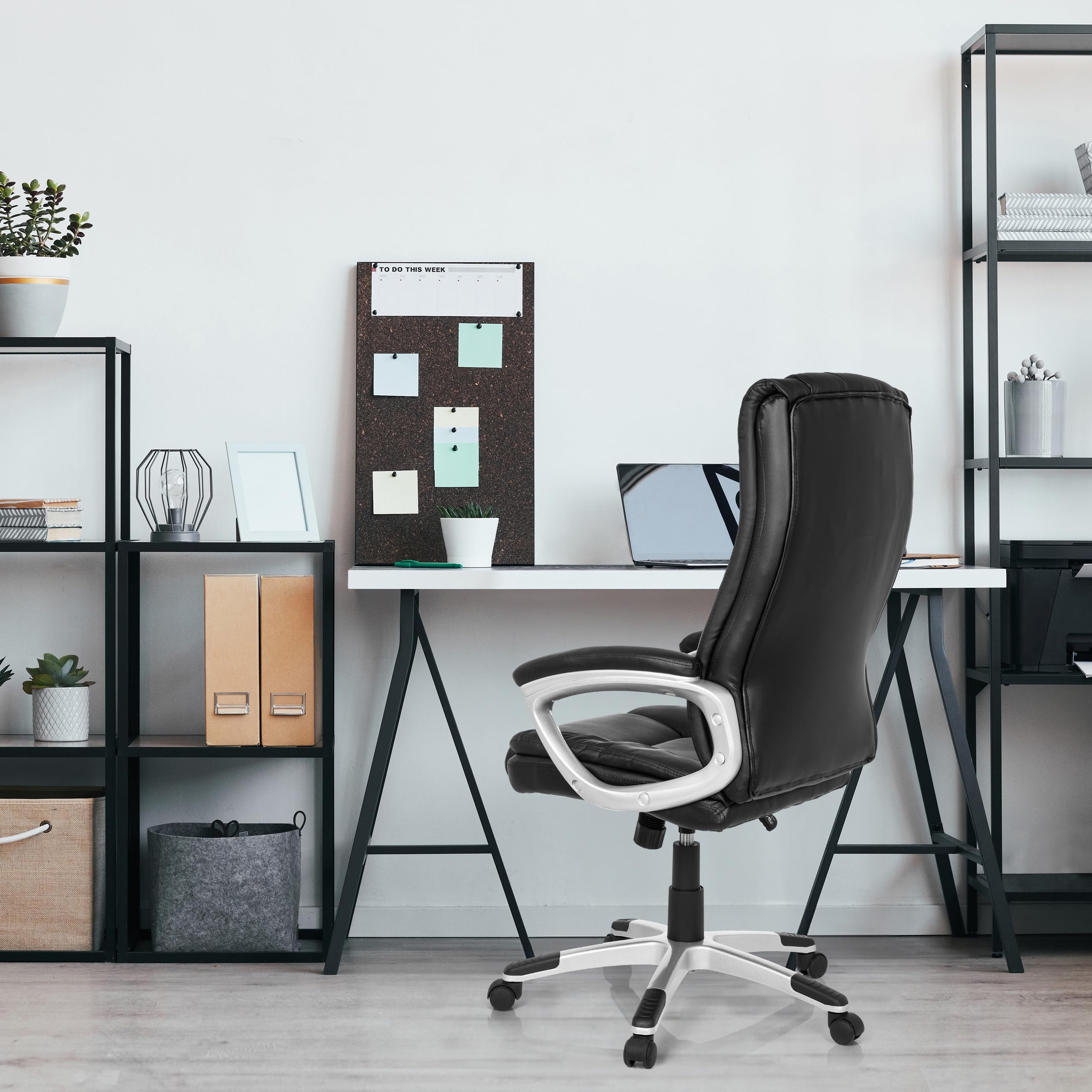 CLATINA Bürostuhl Aus Leder – Ergonomischer Schreibtischstuhl Mit Armlehnen, Höhenverstellbar & Drehbar, Perfekt Fürs Homeoffice