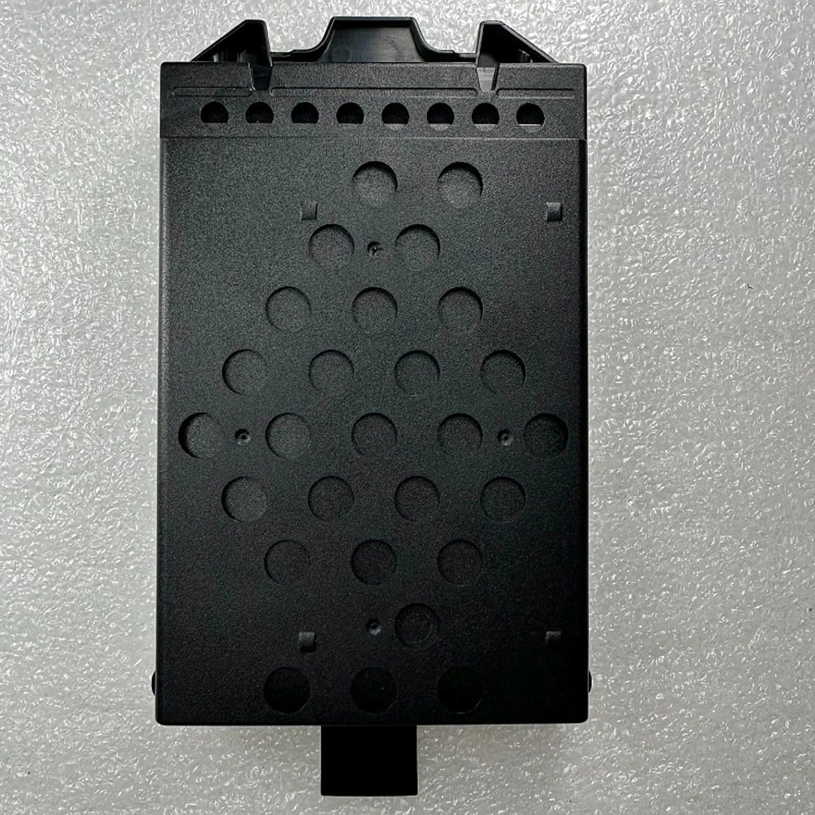 Contenitore per disco rigido antipolvere con interfacce multiple e controllo stabile della temperatura per custodia per disco rigido antiurto CF19
