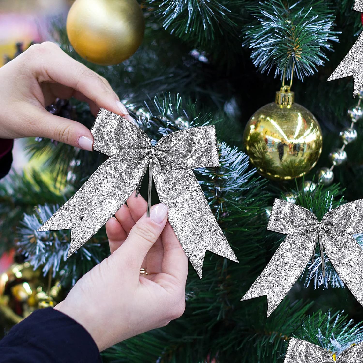 Waydress 36 Pieces Bow Decor, Christmas Tree Bow Ornament, Glitter Ribbon Bowknot for Wreath Garland, Party Crafts Home Decoration, 3 Sizes 4.3 x 4.7, 5.1 x 5.5, 6.3 x 6.7 Inch(Silver)