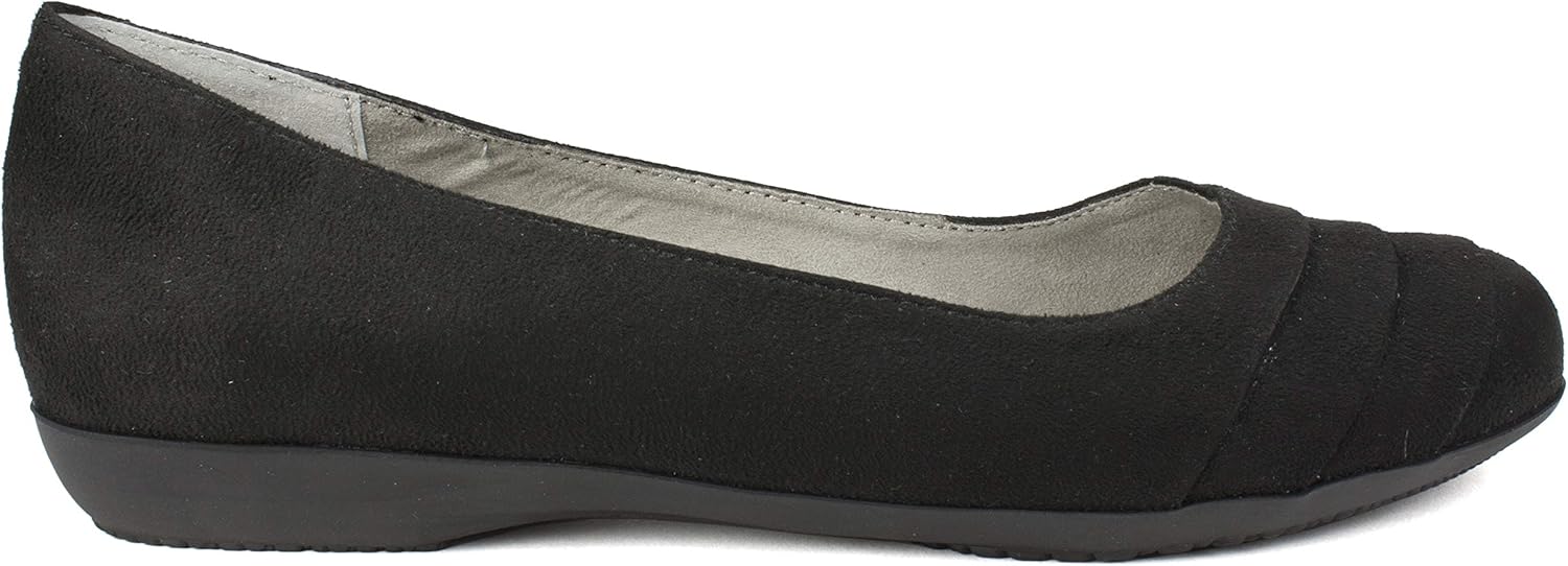 CLIFFS BY WHITE MOUNTAIN Clara Black Suedette 8.5 M