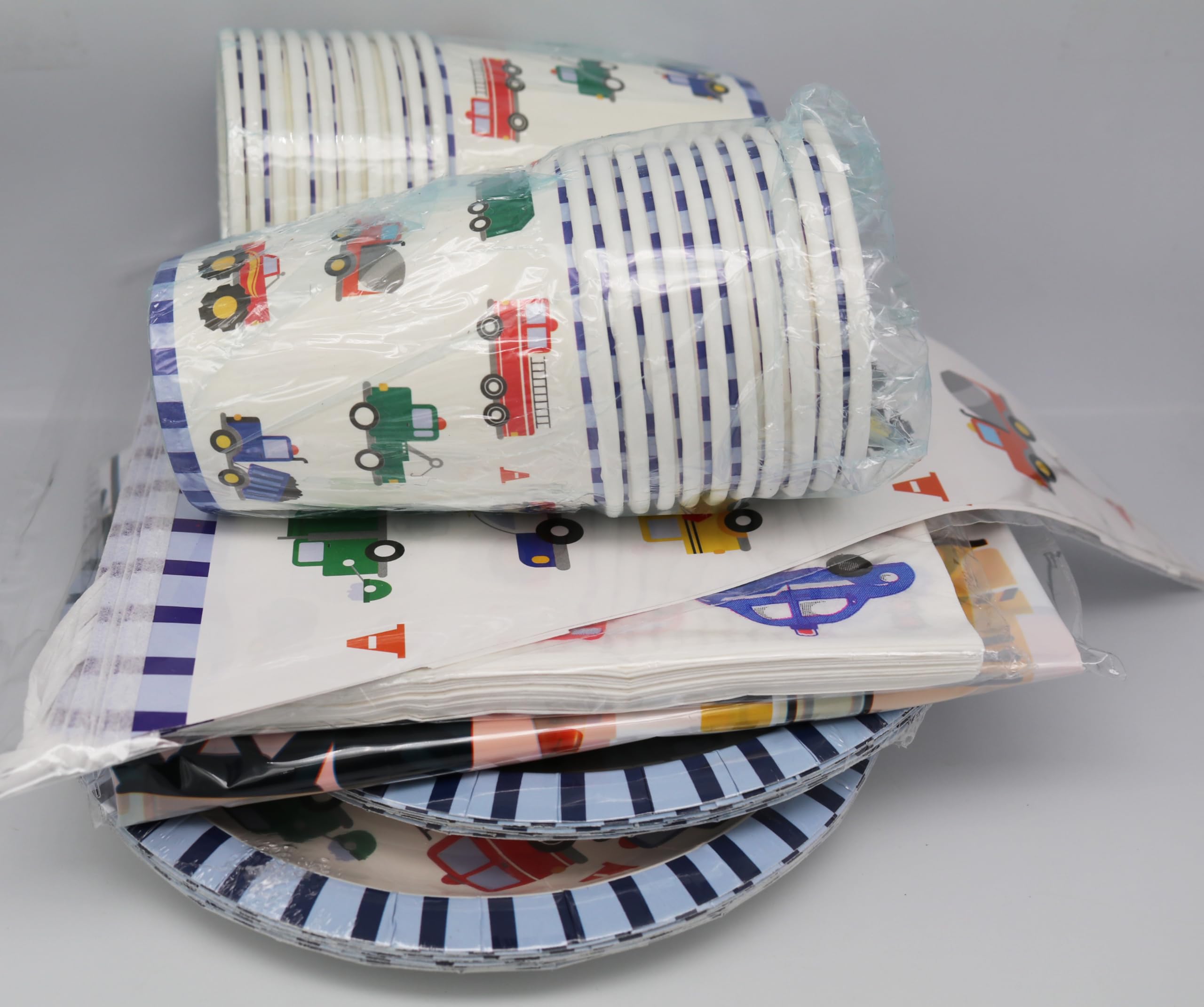 Stoviglie per feste a tema, per bambini, per escavatori, per la costruzione, per feste, include bandiere triangolari, piatti di carta, bicchieri di carta, tovaglioli di carta e tovaglie per 20 ragazzi