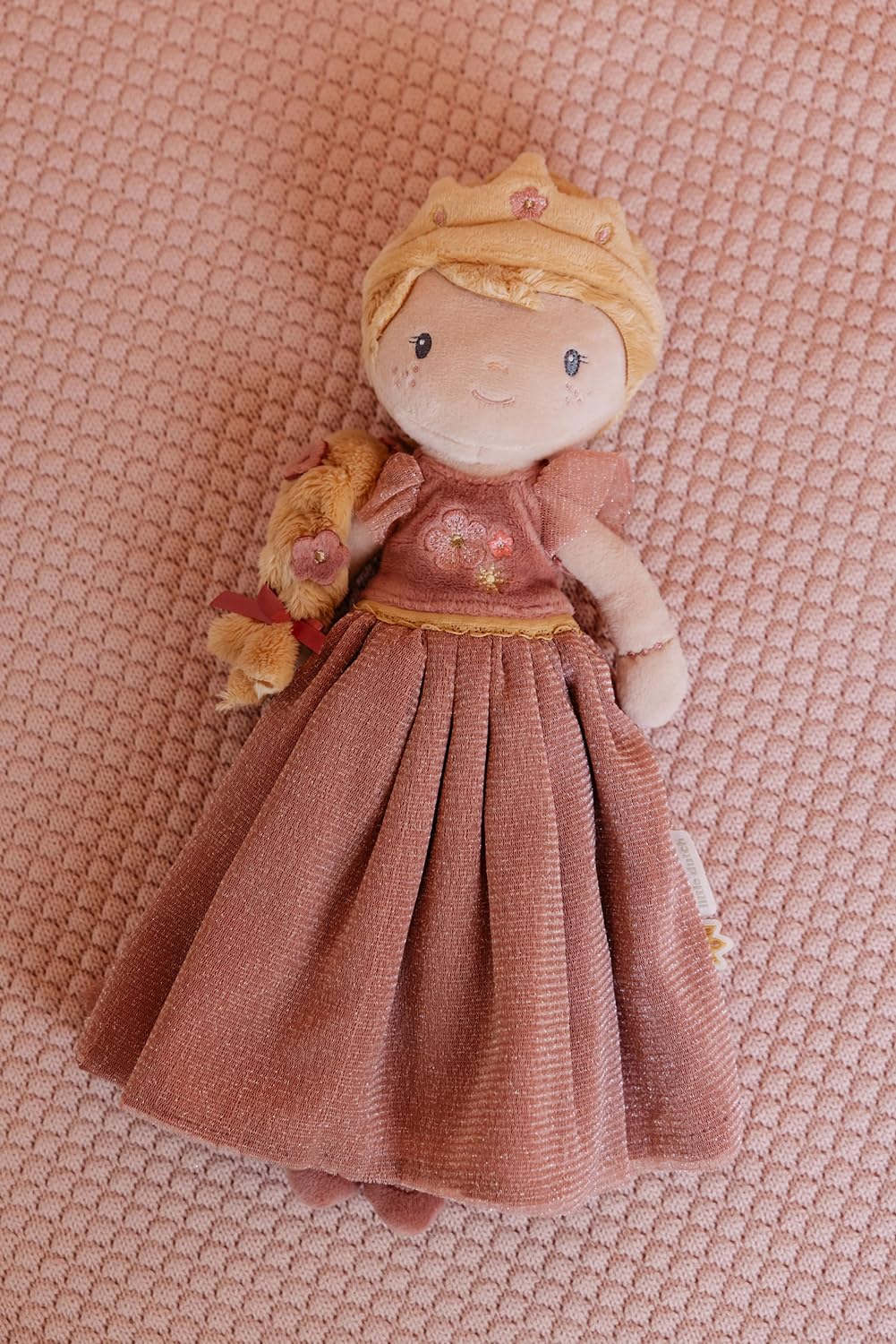 Little Dutch Muñeca de Tela Suave – Muñeca Diferentes Diseños – para niñas a Partir de 12 Meses – para Abrazar y Acompañar (Princesa Julia)