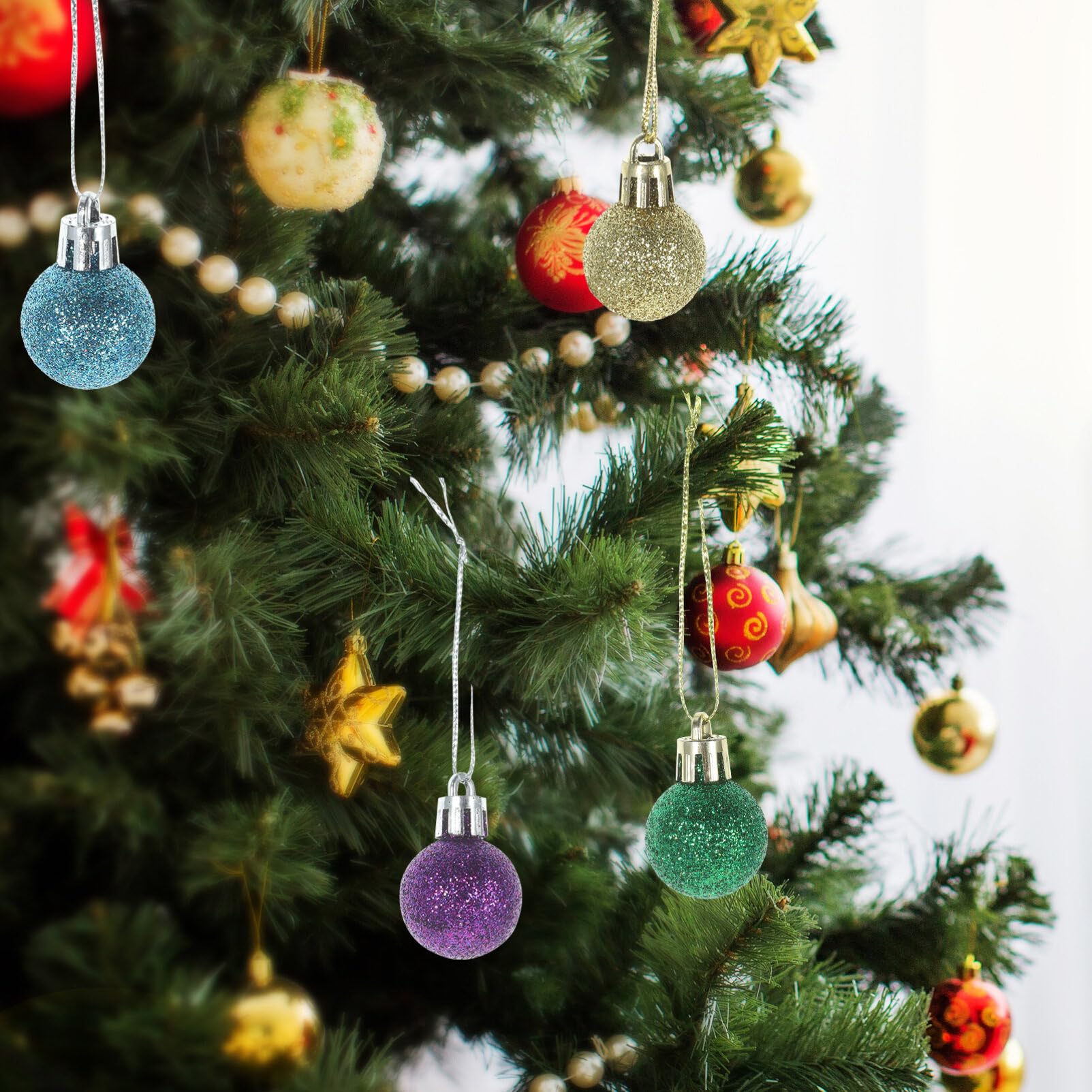 PRETYZOOM Weihnachts-Mini-Glitzerkugeln 80 Stück Mehrfarbiger Baumschmuck Bruchsichere Mini-Weihnachtskugeln Zum Aufhängen Für Weihnachtsbaum Dekoration