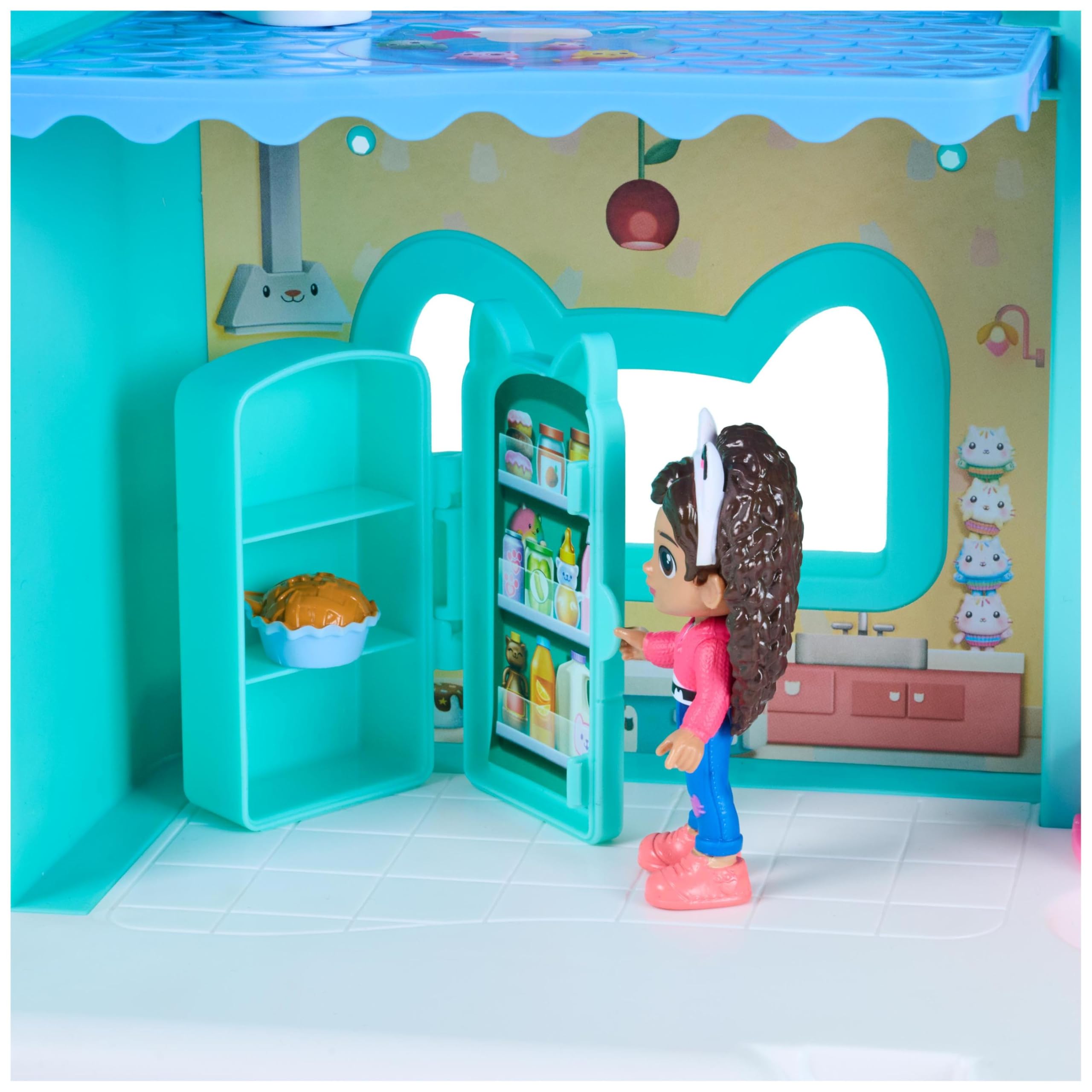 Gabby's Dollhouse Playset GabbysMeowMazing Dllhse I | 63 cm groß, 15-teiliges Set, Mit Gabby & 2 Katzenfiguren, Erweiterbar, Magische Lentikular-Augen
