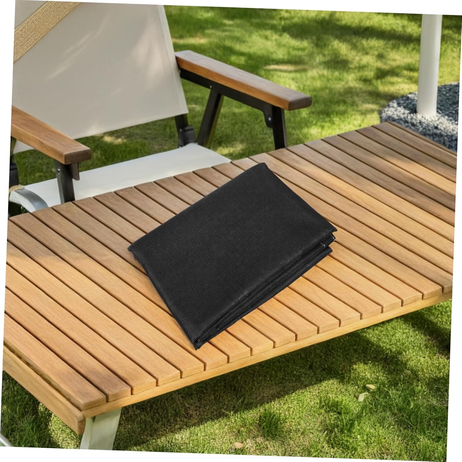 Outdoor Fireproof Grill Mat Double Sided and Non Slip BBQ Floor Pad for Protecting Patios Decks and Grass from Heat Damage