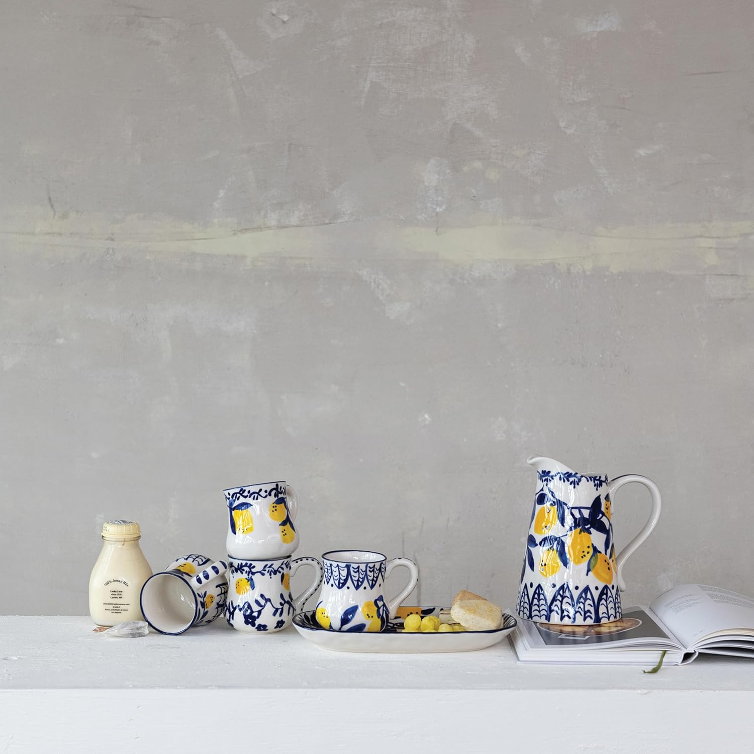 Creative Co-Op 1.5-Quart Stoneware Pitcher with Lemons, White - Image 3