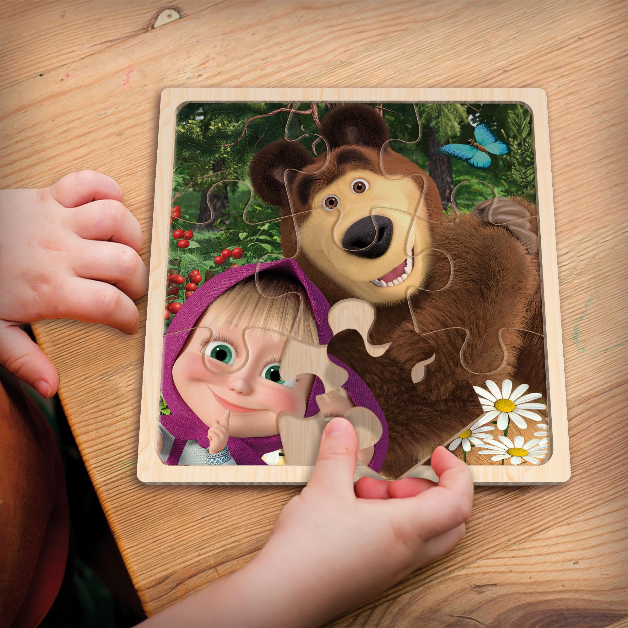 Lisciani, Wooden jigsaw MASHA AND MICHKA, For Children from 1 year, 9 Wooden Pieces, Easy to assemble jigsaw - Image 3
