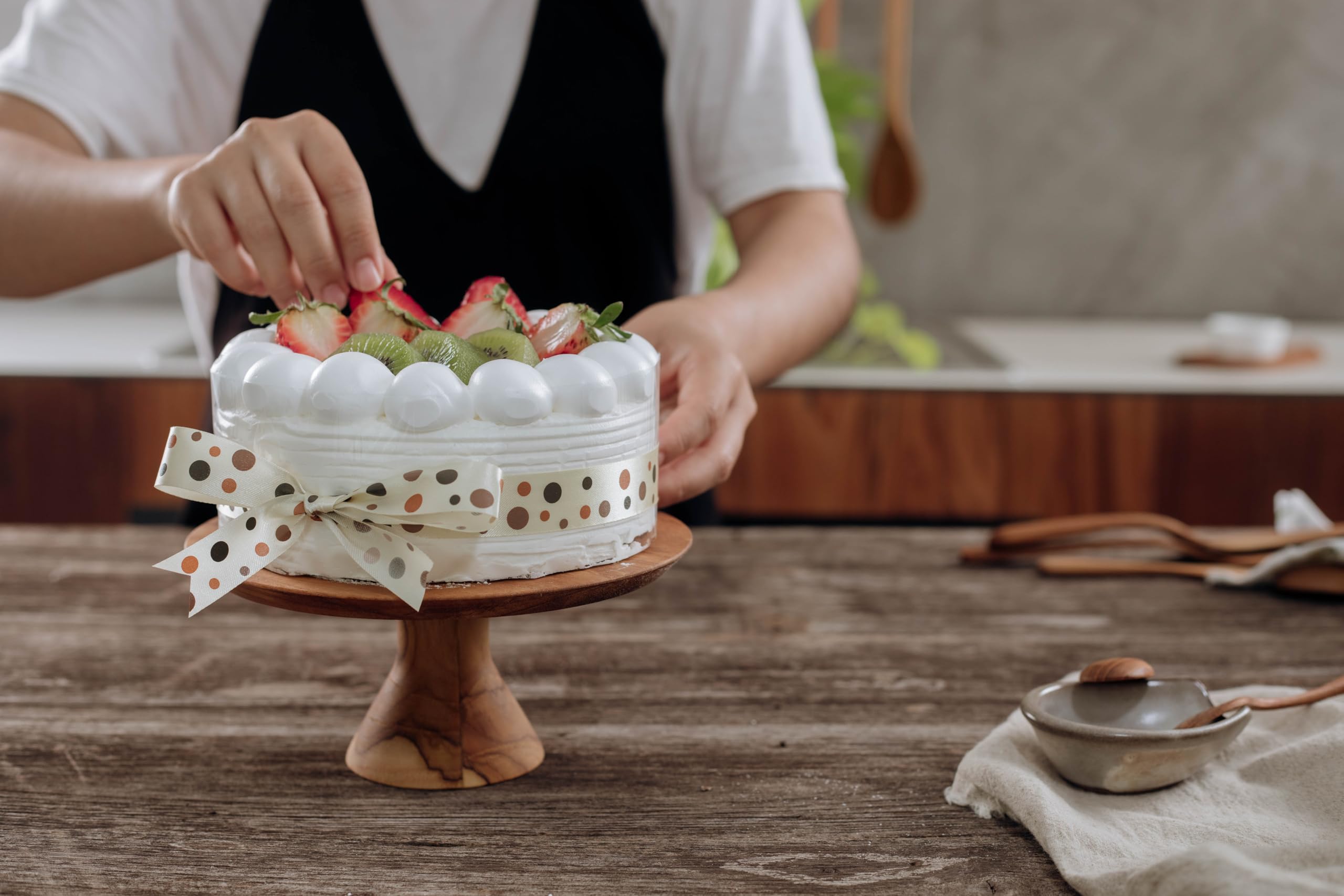 Amazon｜ウッドコンポート Φ185mm BY-185 ケーキスタンド 1段 木製