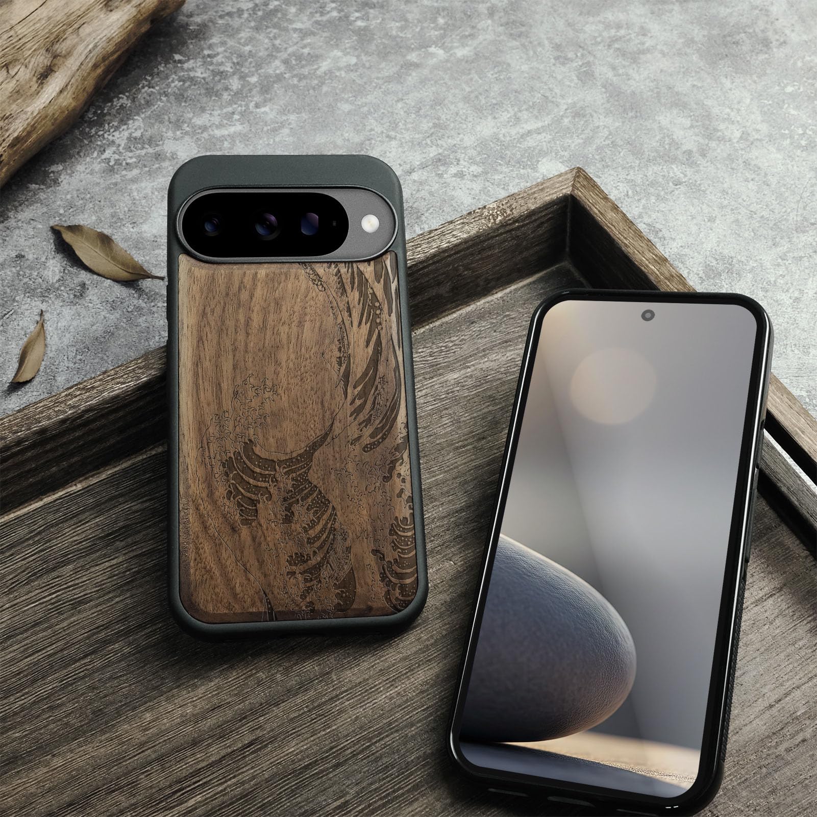 Carveit Custodia Compatibile MagSafe per Pixel 9a Case, Legno Cover avec Magnetico per Google Pixel 9a Custodia Paraurti Robusto TPU (Noce-La bussola grandi onde