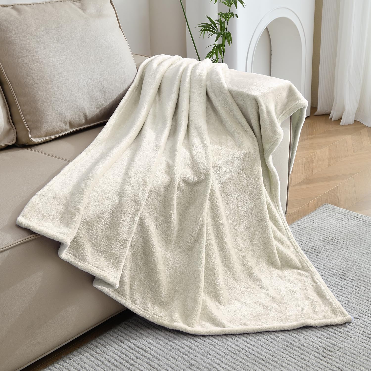 SOCHOW Flannel Fleece Blanket Twin Size, All Season Lightweight Super Soft Cozy Blanket for Bed or Couch, Linen, 60x80 inches