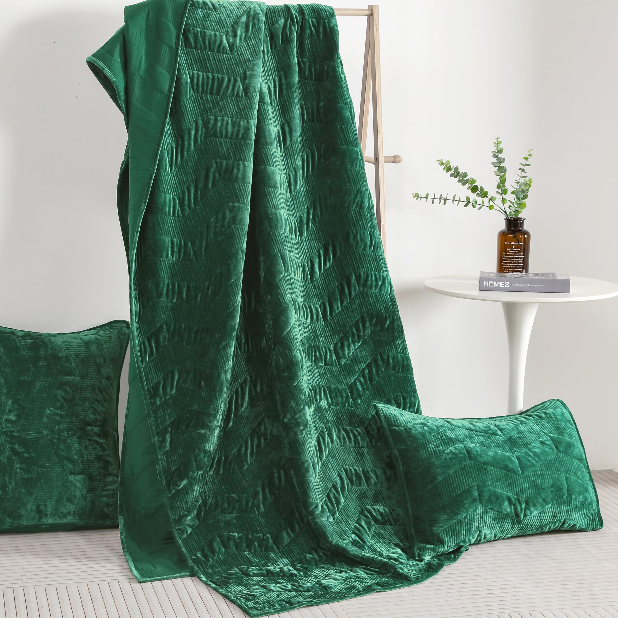 Leaonme Kingsize 3-delige quilt set, lichte olijfgroene sprei, 248 x 269 cm, van zachte, luxe microvezel, zomersprei, warme dekbedset voor alle seizoenen (1 quilt, 2 kussenslopen
