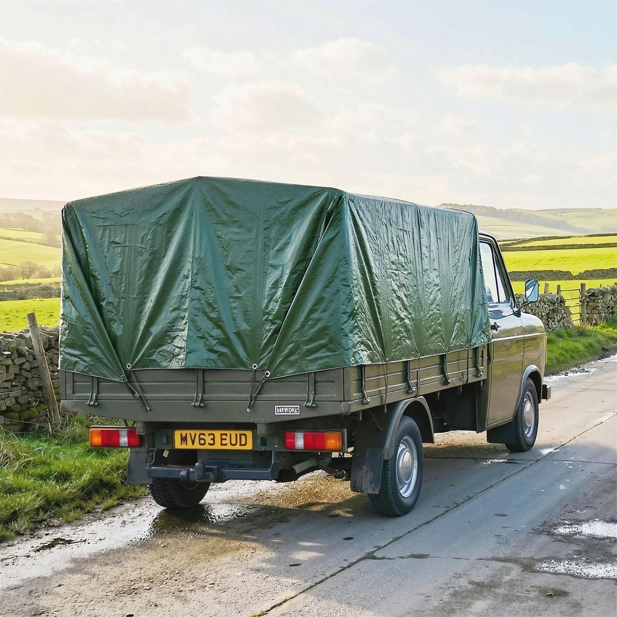 Outsunny Lona Impermeable Exterior 4x6 m, Toldo PE Resistente a Rasgaduras 90 g/m², Protección UV, con Ojales Reforzados para Leña, Muebles de Jardín, Invernaderos, Vehículos, Verde